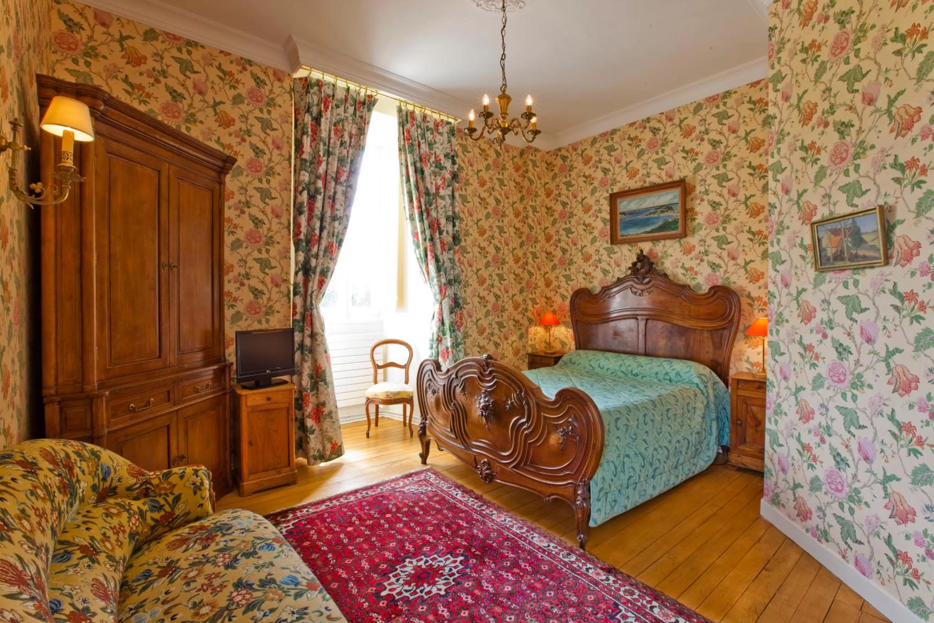 Photo of the whole room, Bed in Château de la Verie