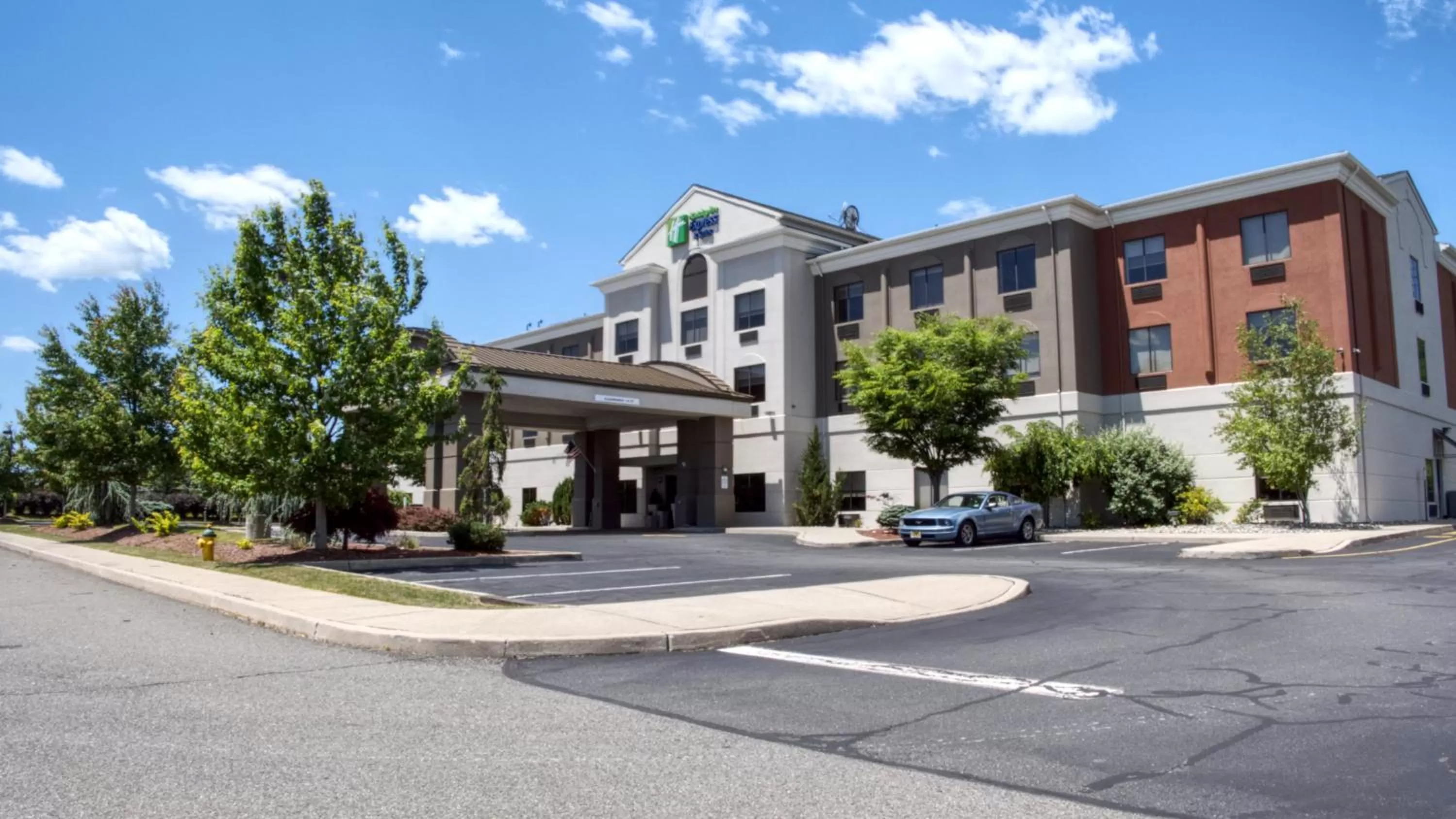 Property building in Holiday Inn Express Hotel & Suites Newton Sparta by IHG