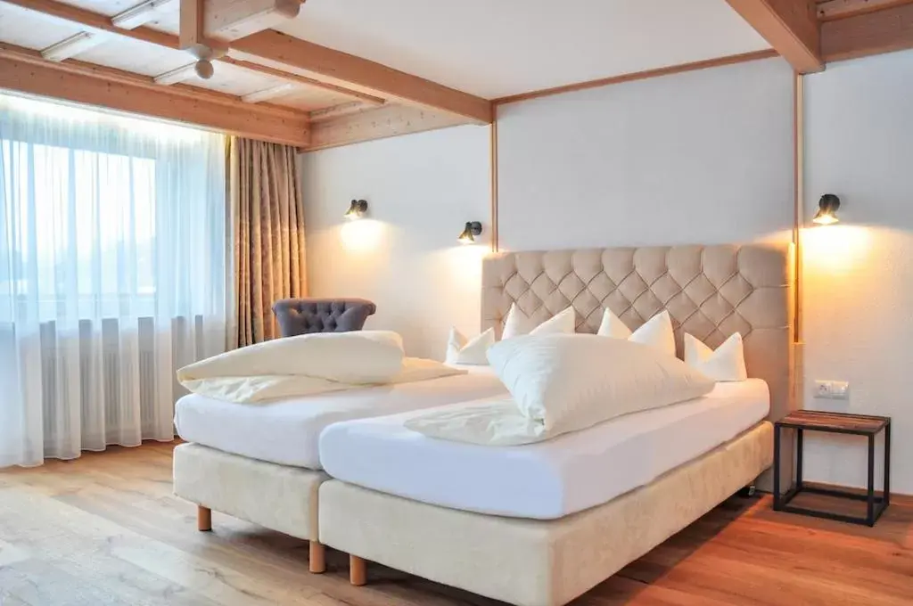Bedroom, Bed in Hotel Seelos