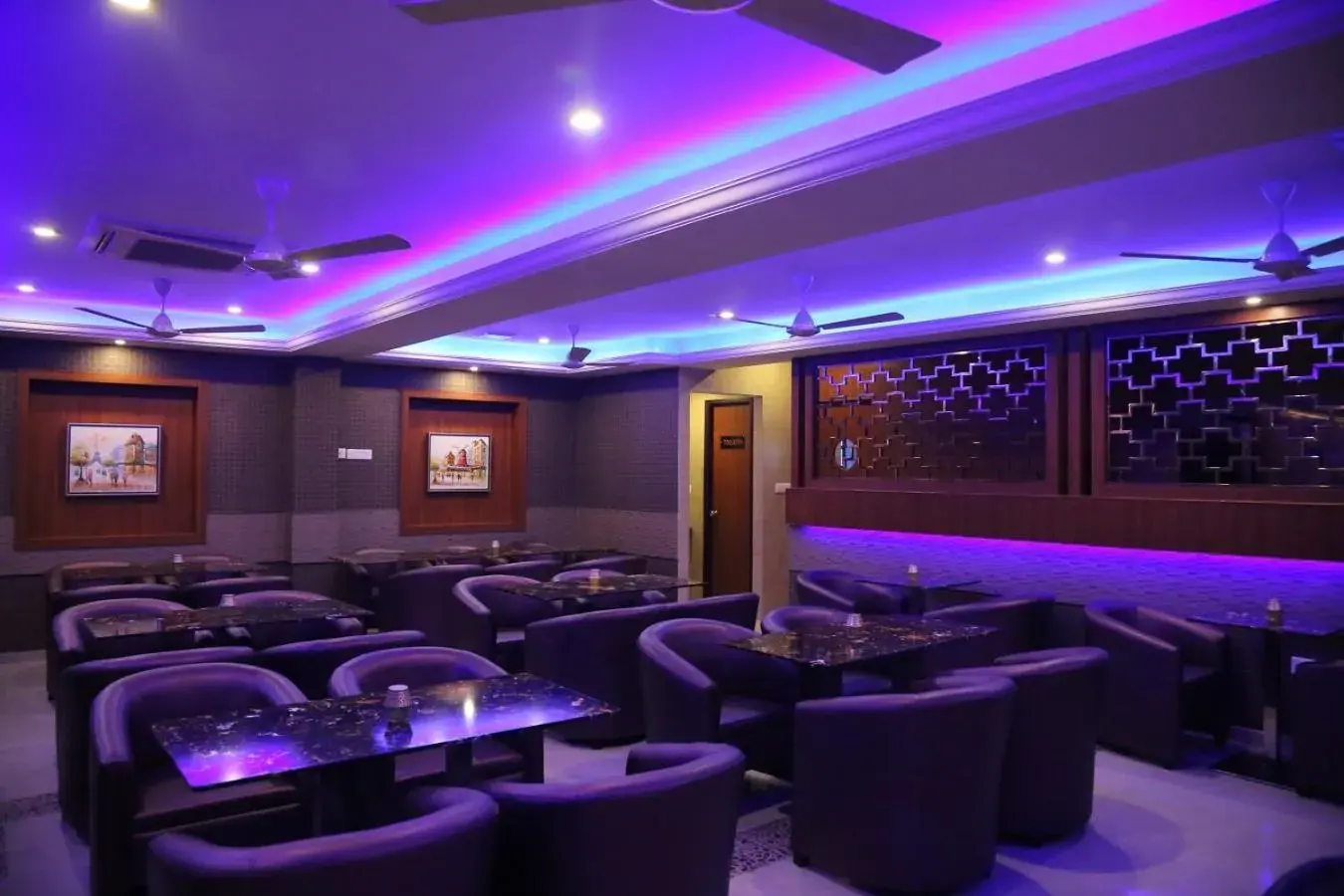 Lounge or bar, Lounge/Bar in Hotel Venition Inn