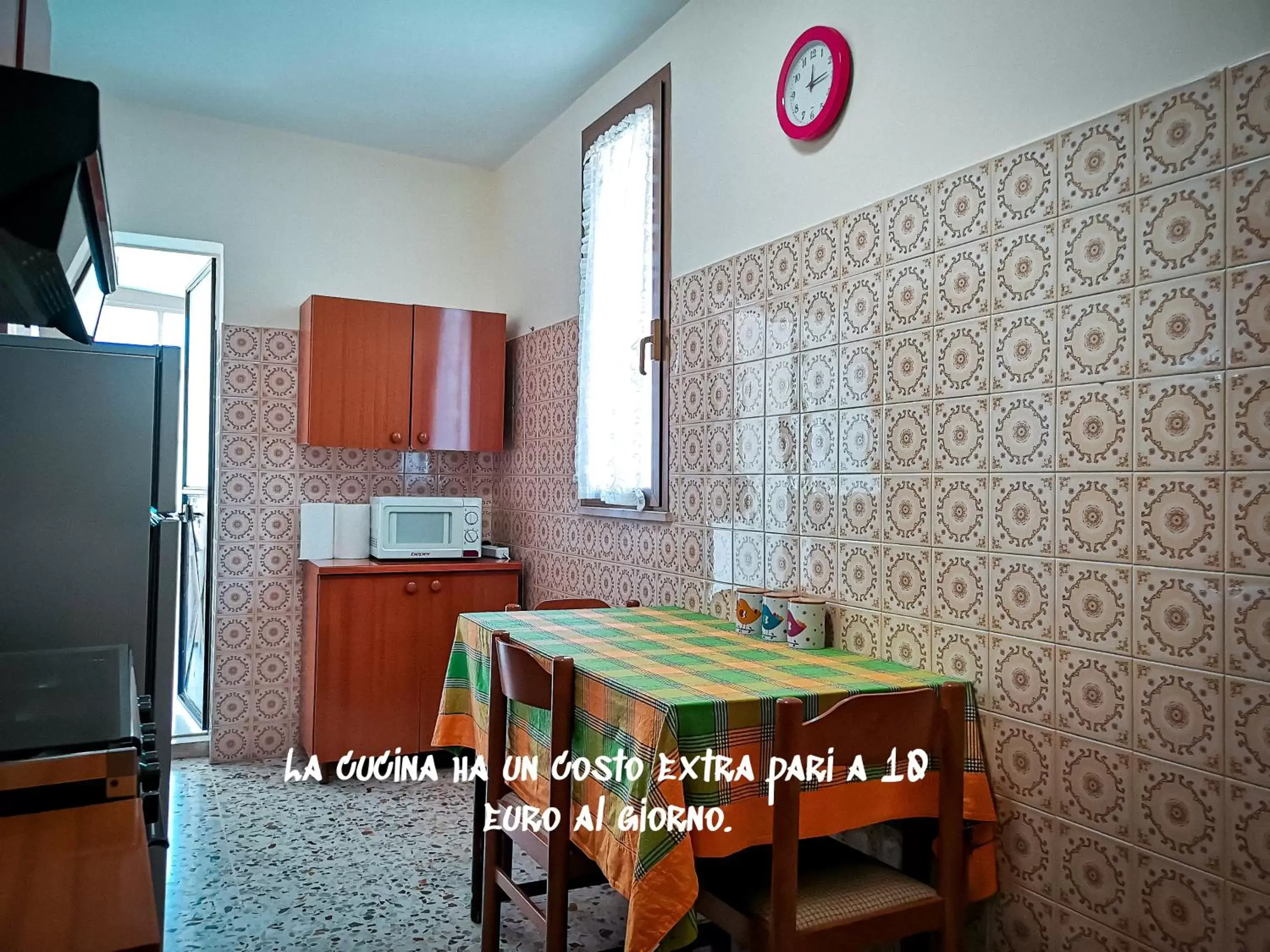 Kitchen or kitchenette, Dining Area in Villa Costanza