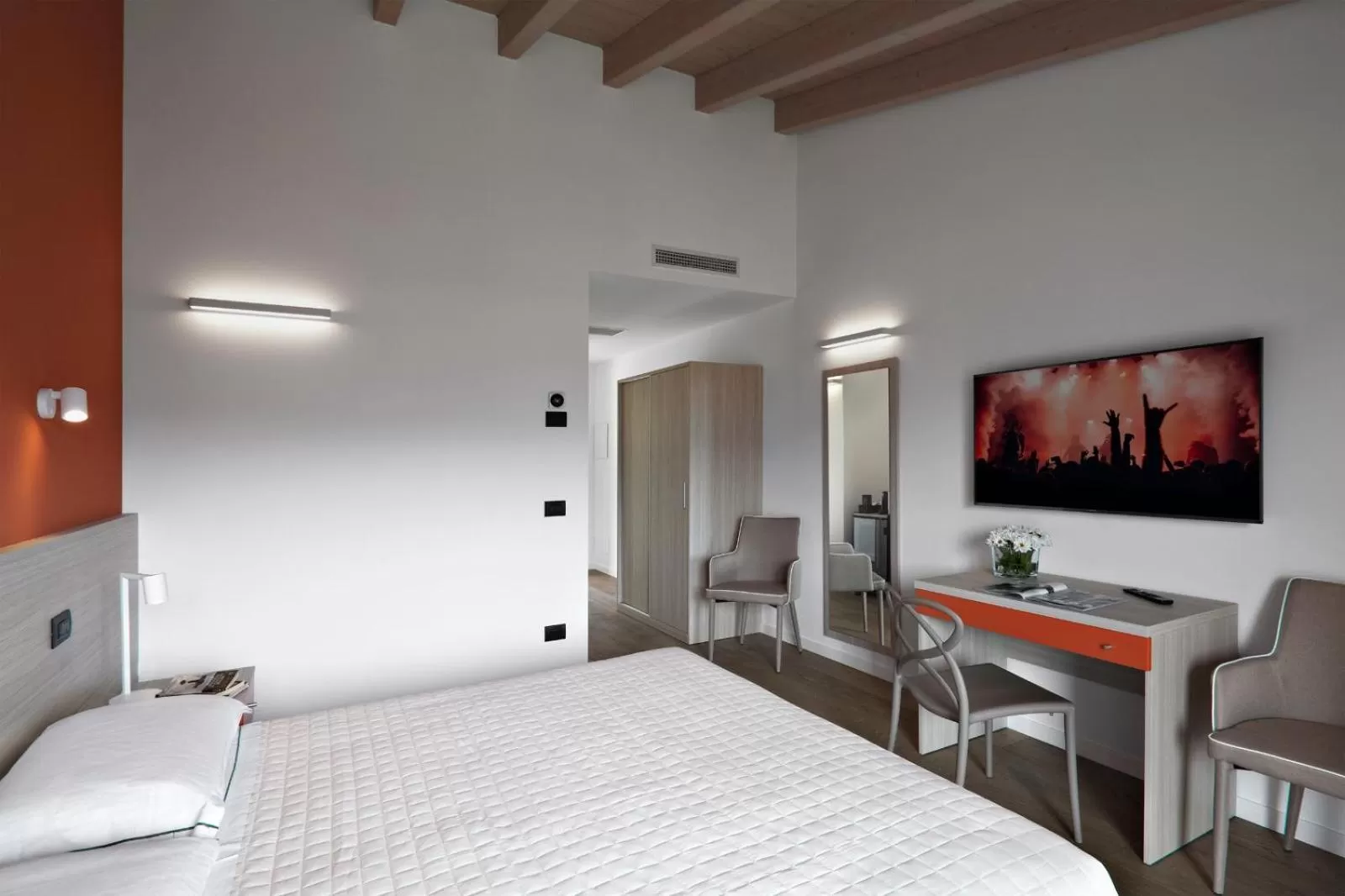 Bed in Residence Caffè Maya