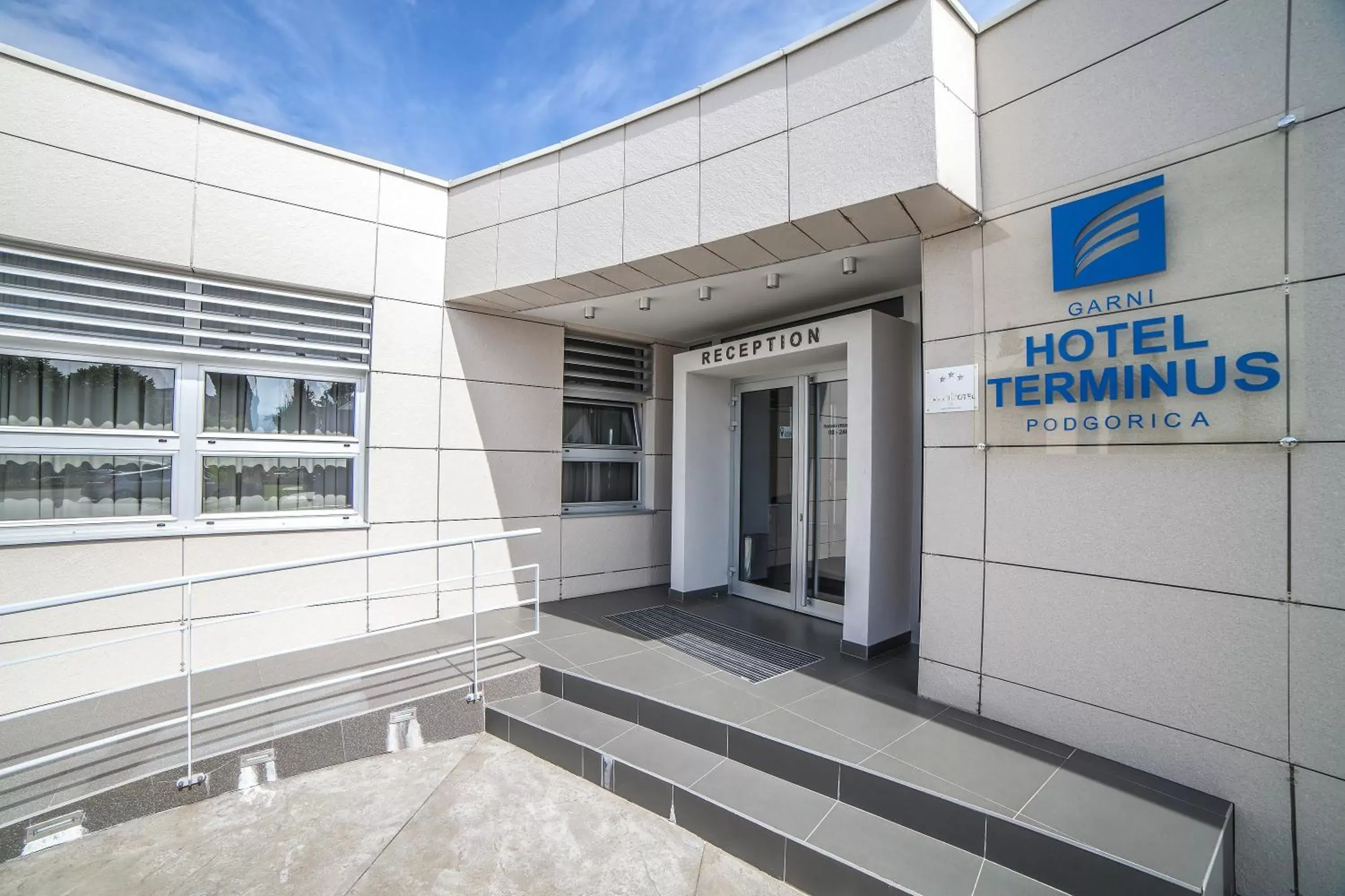 Facade/entrance, Property Building in Hotel Terminus