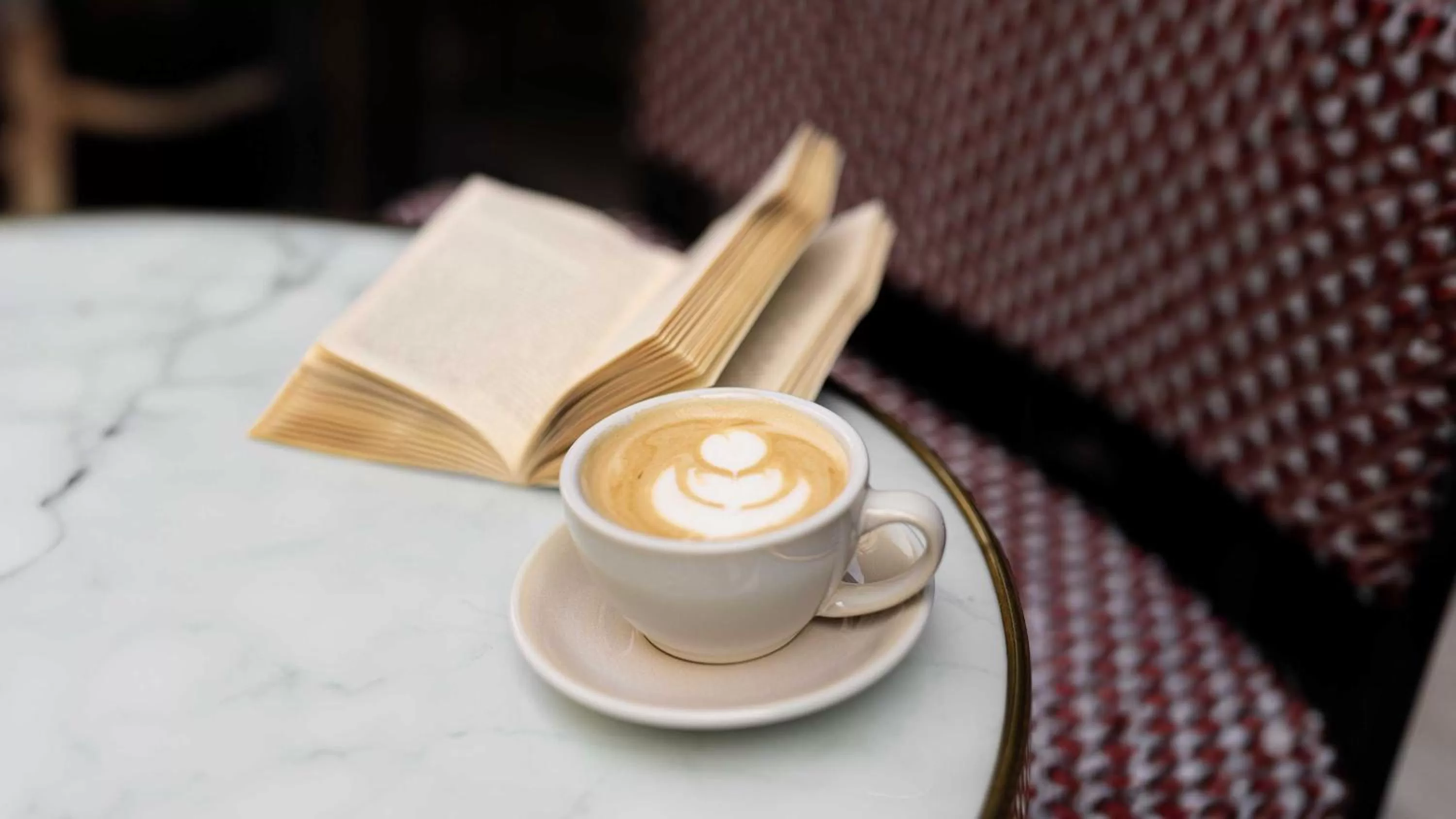 Restaurant/places to eat in Hotel Indigo Paris - Opera by IHG