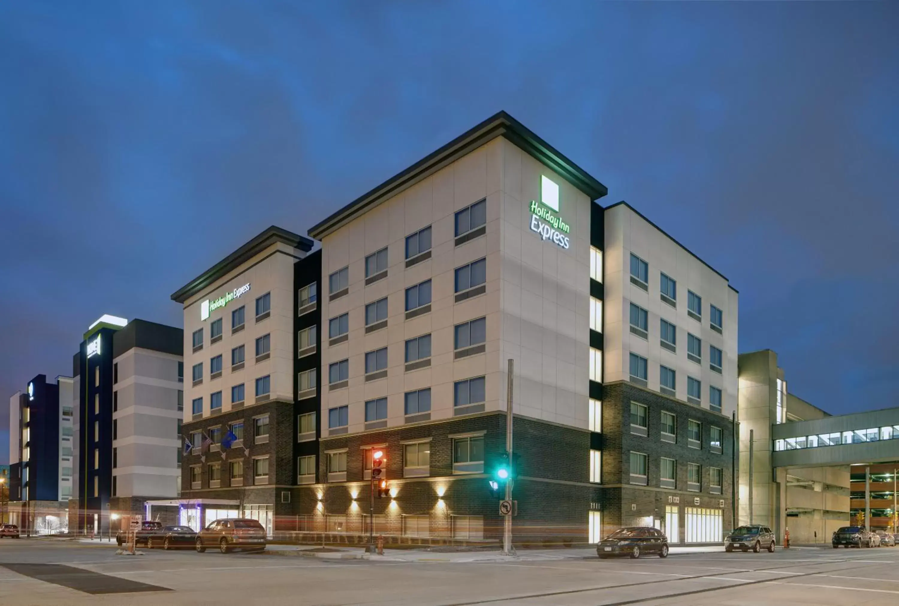 Property building in Holiday Inn Express - Milwaukee Downtown, an IHG Hotel