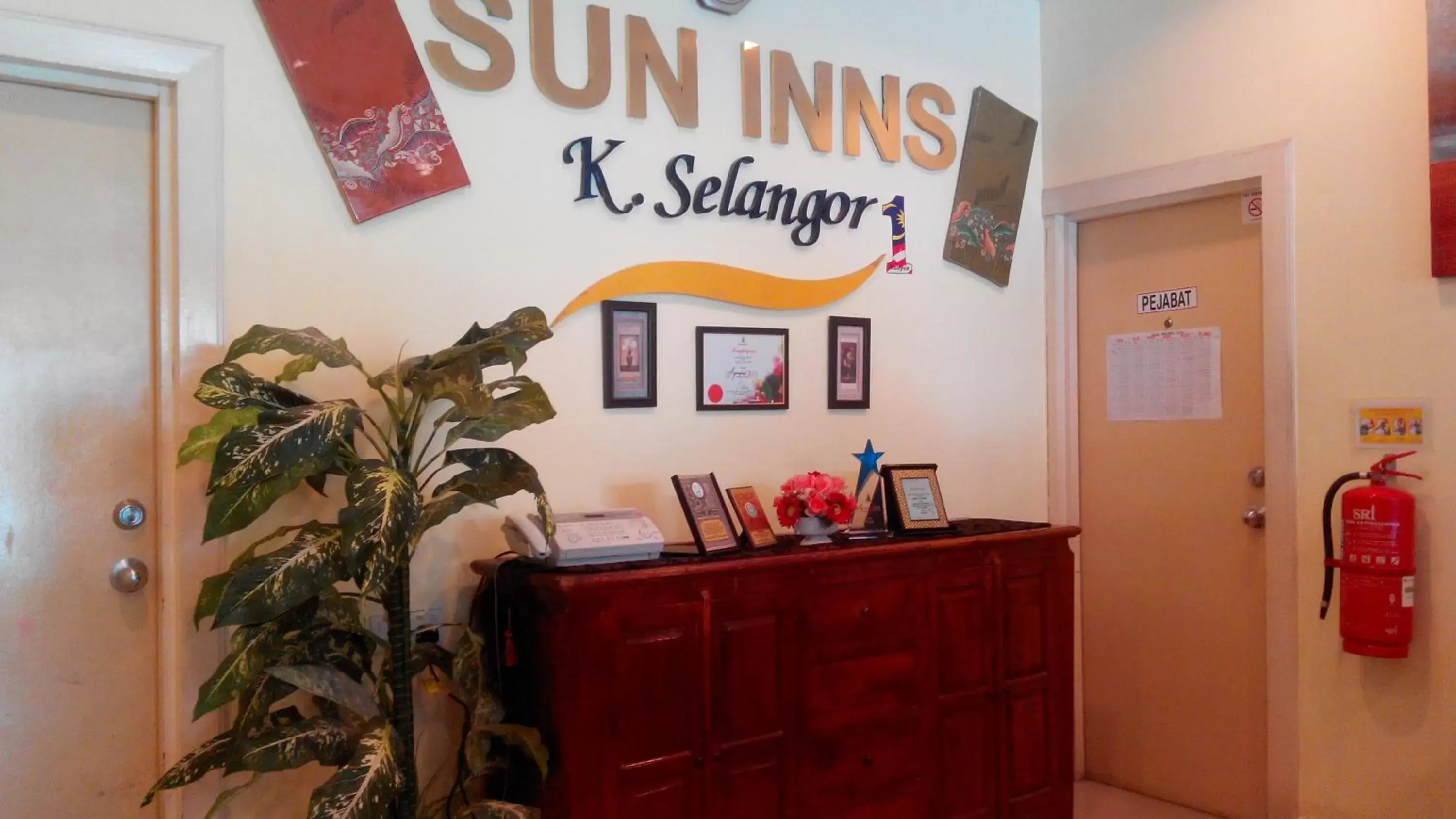 Property logo or sign, Lobby/Reception in Sun Inns Hotel Kuala Selangor