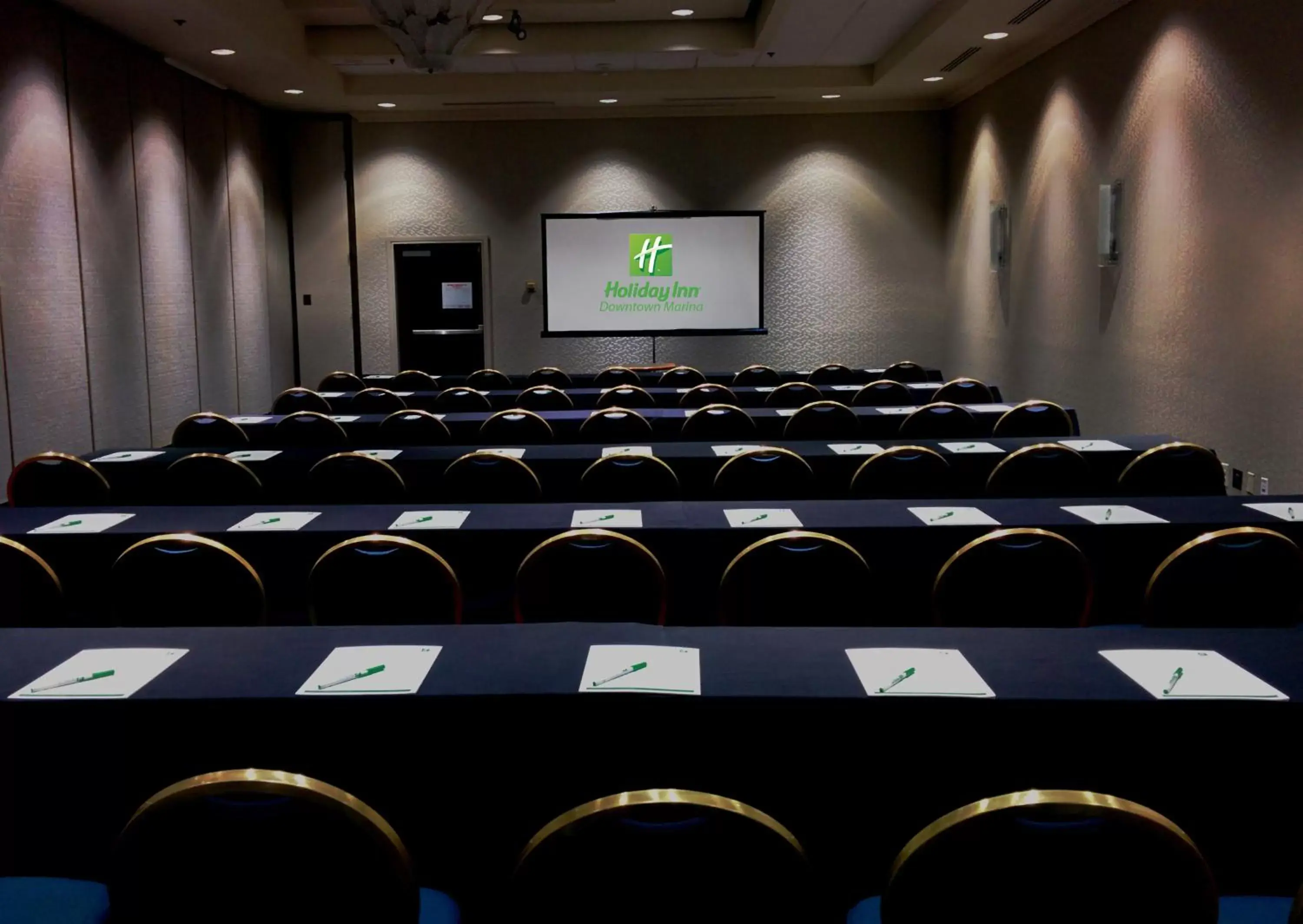 Meeting/conference room in Holiday Inn Corpus Christi Downtown Marina, an IHG Hotel