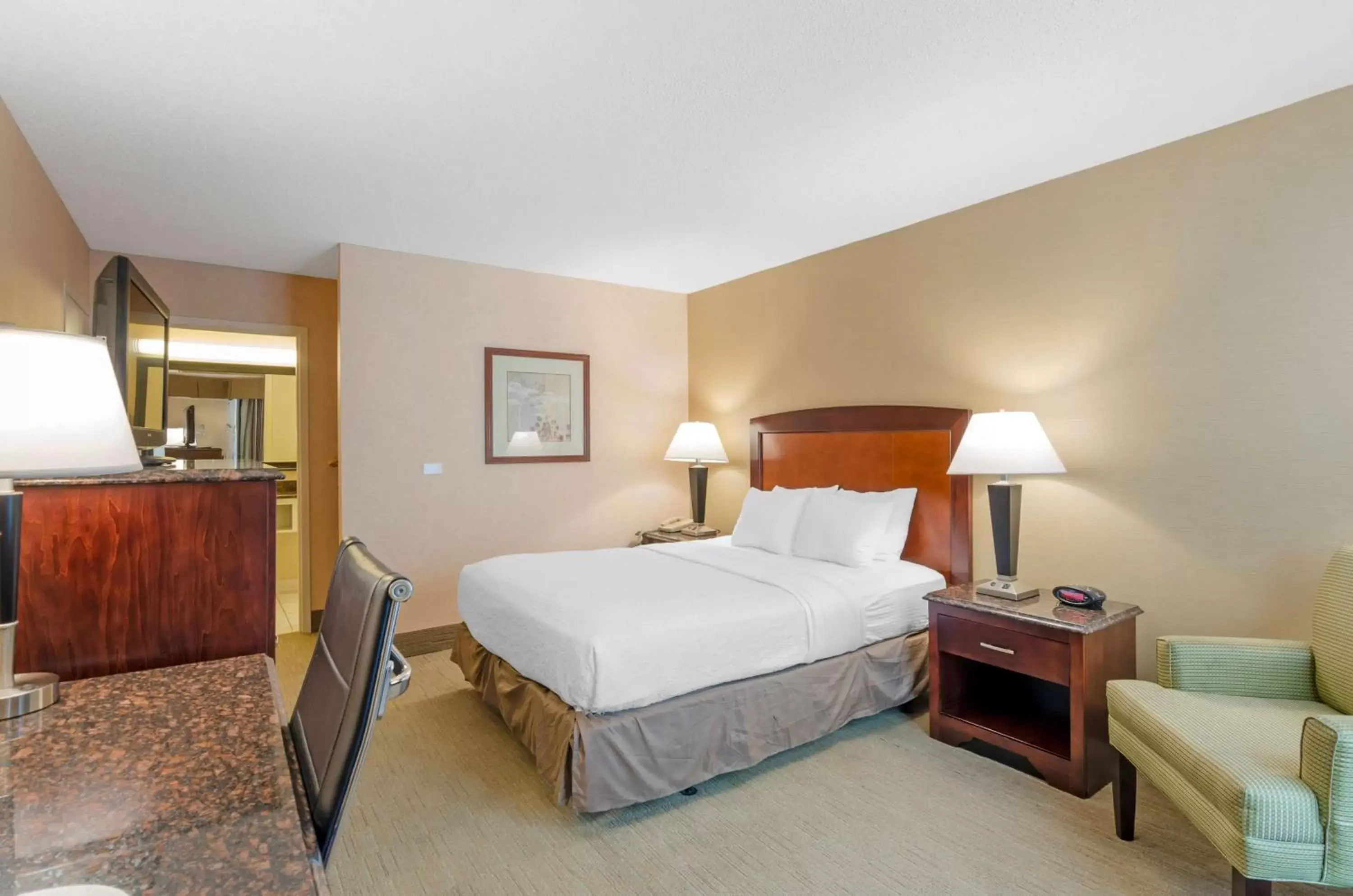 Bedroom, Bed in Best Western Lexington Inn
