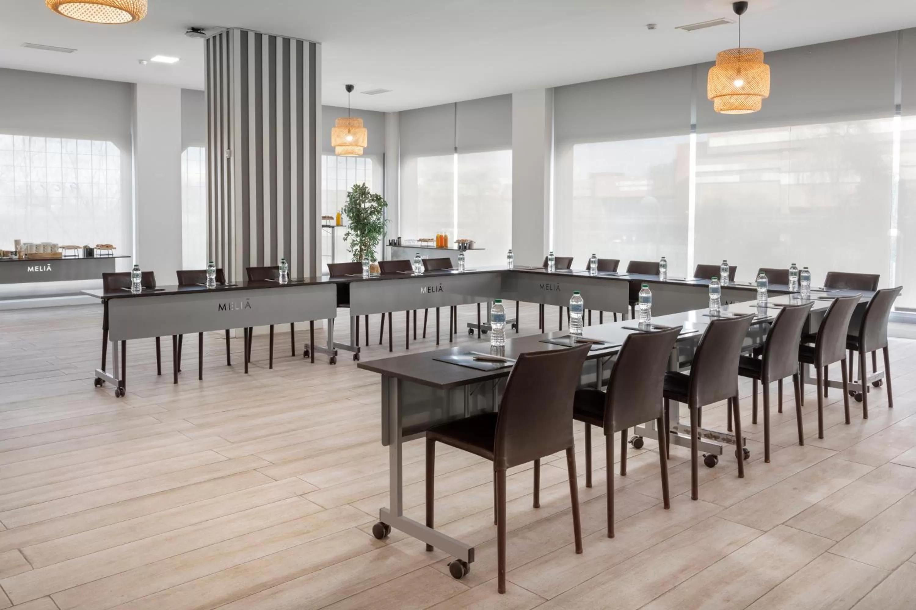 Business facilities in Hotel Madrid Chamartín, Affiliated by Meliá