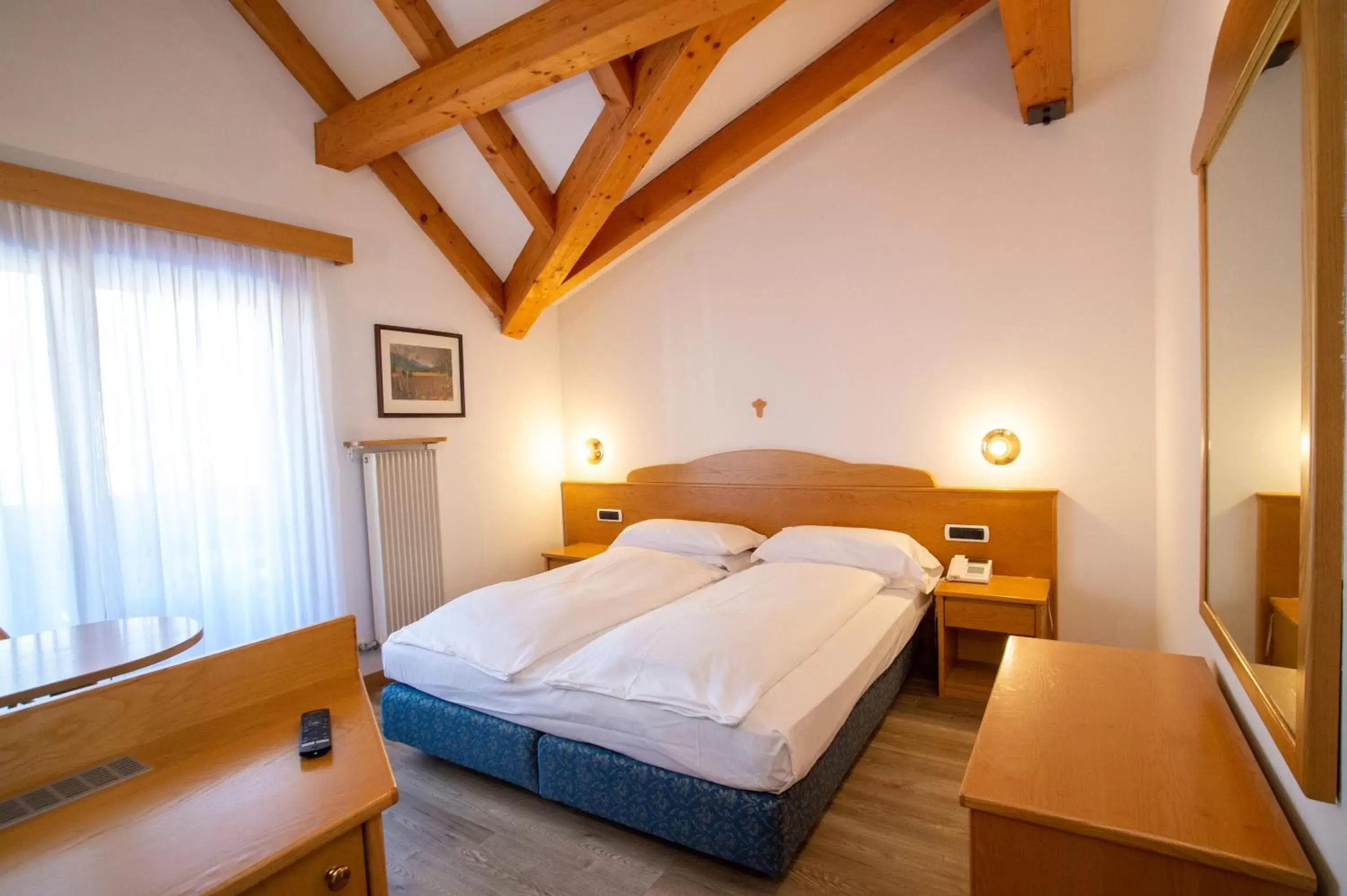 Bedroom, Bed in Hotel Europeo Alpine Charme & Wellness