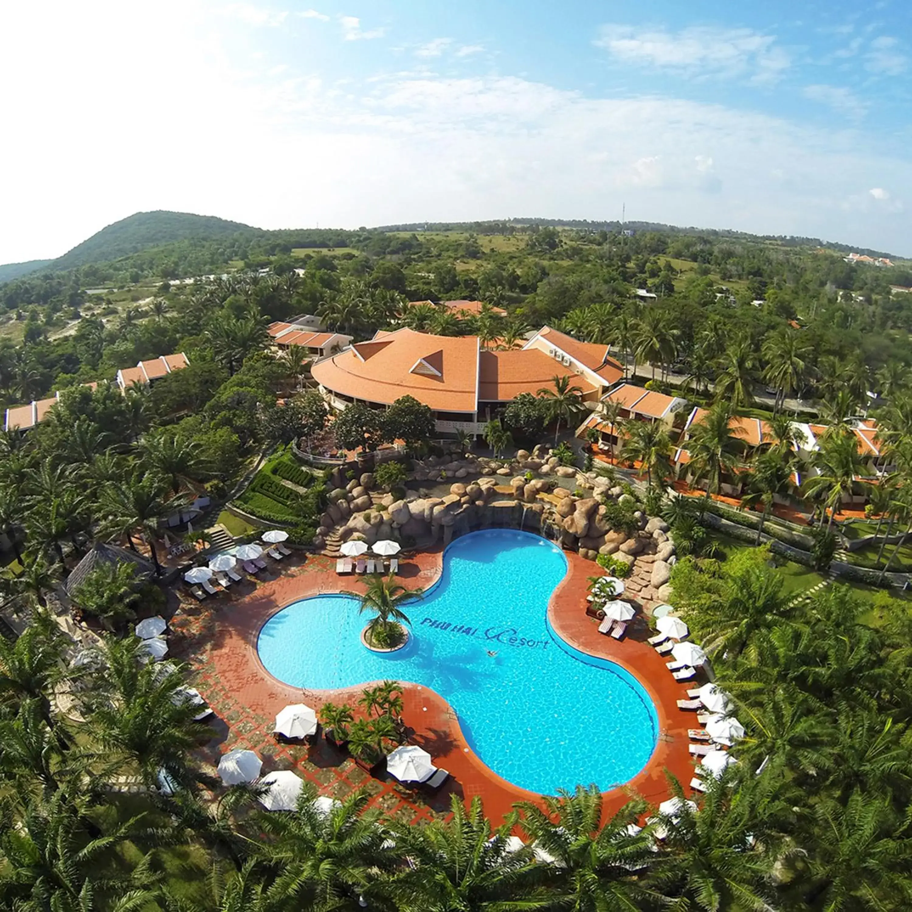 Swimming pool, Bird's-eye View in Phu Hai Beach Resort & Spa