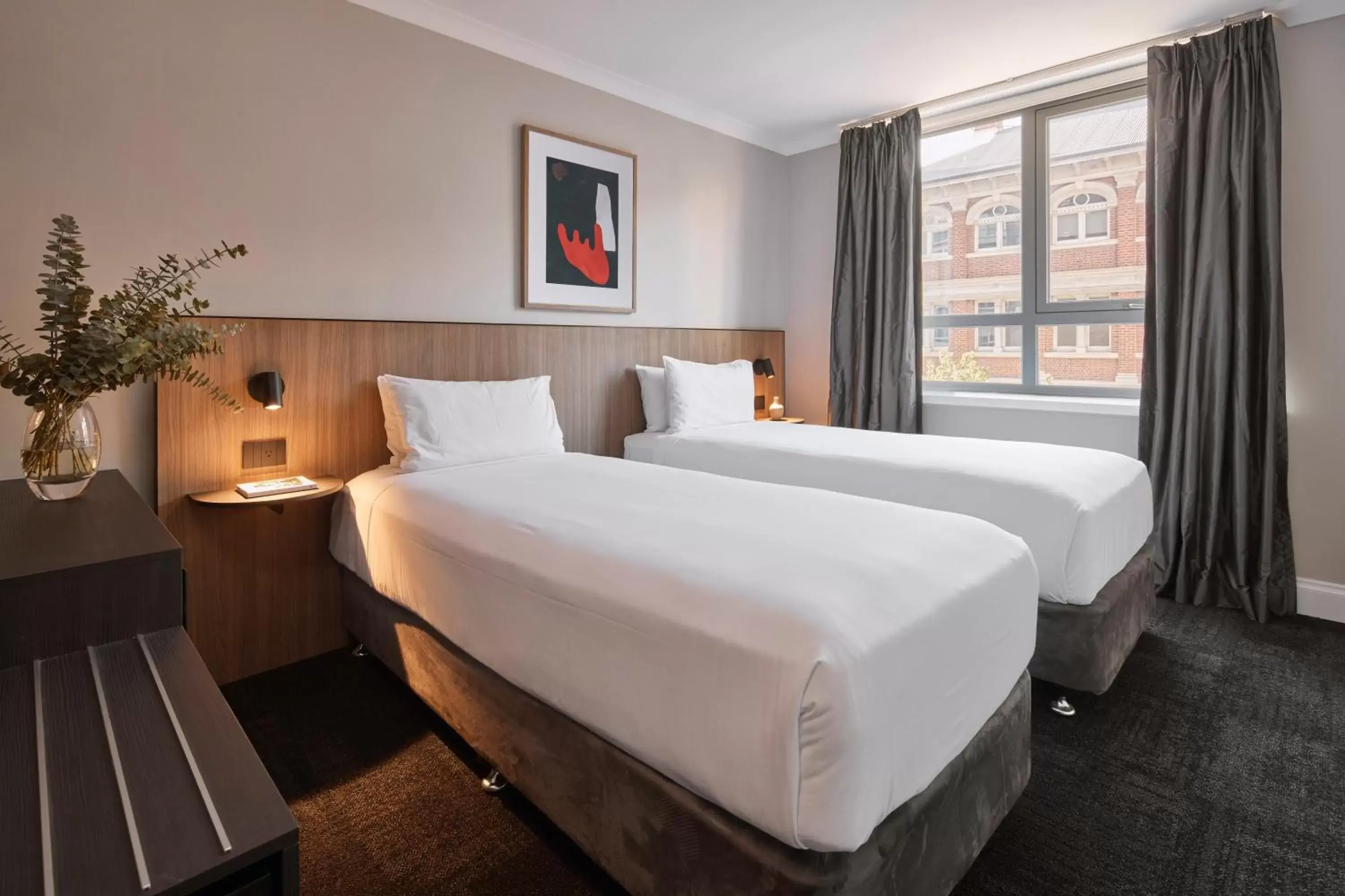Bedroom, Bed in Pensione Hotel Perth