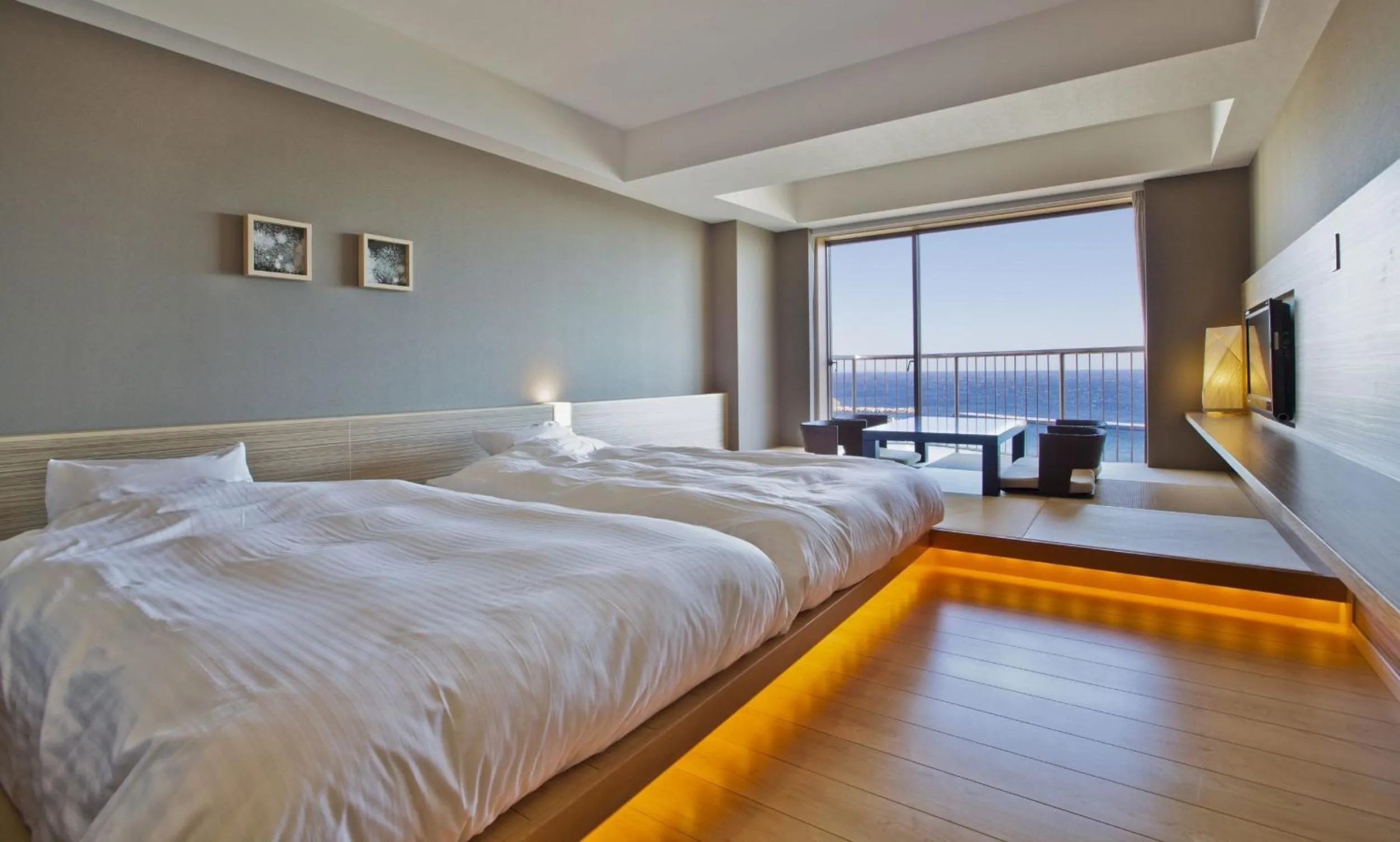 Day, Bed in Atami Seaside Spa & Resort