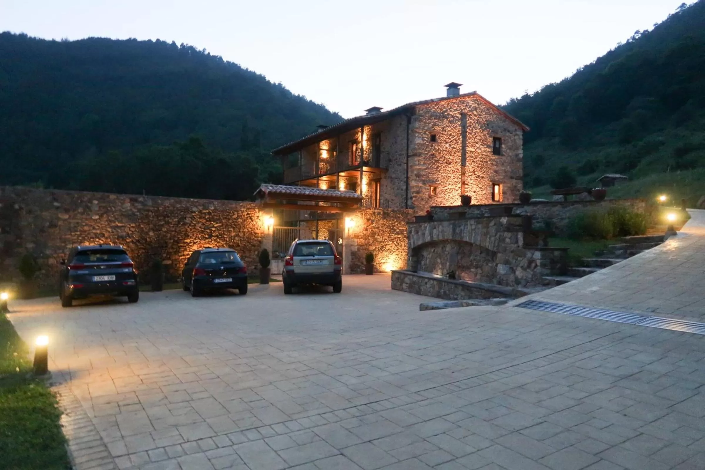 Facade/entrance in La Casassa de Ribes