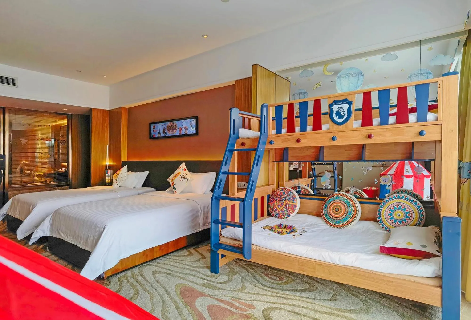 children, Bed in Mission Hills Hotel Resorts Dongguan