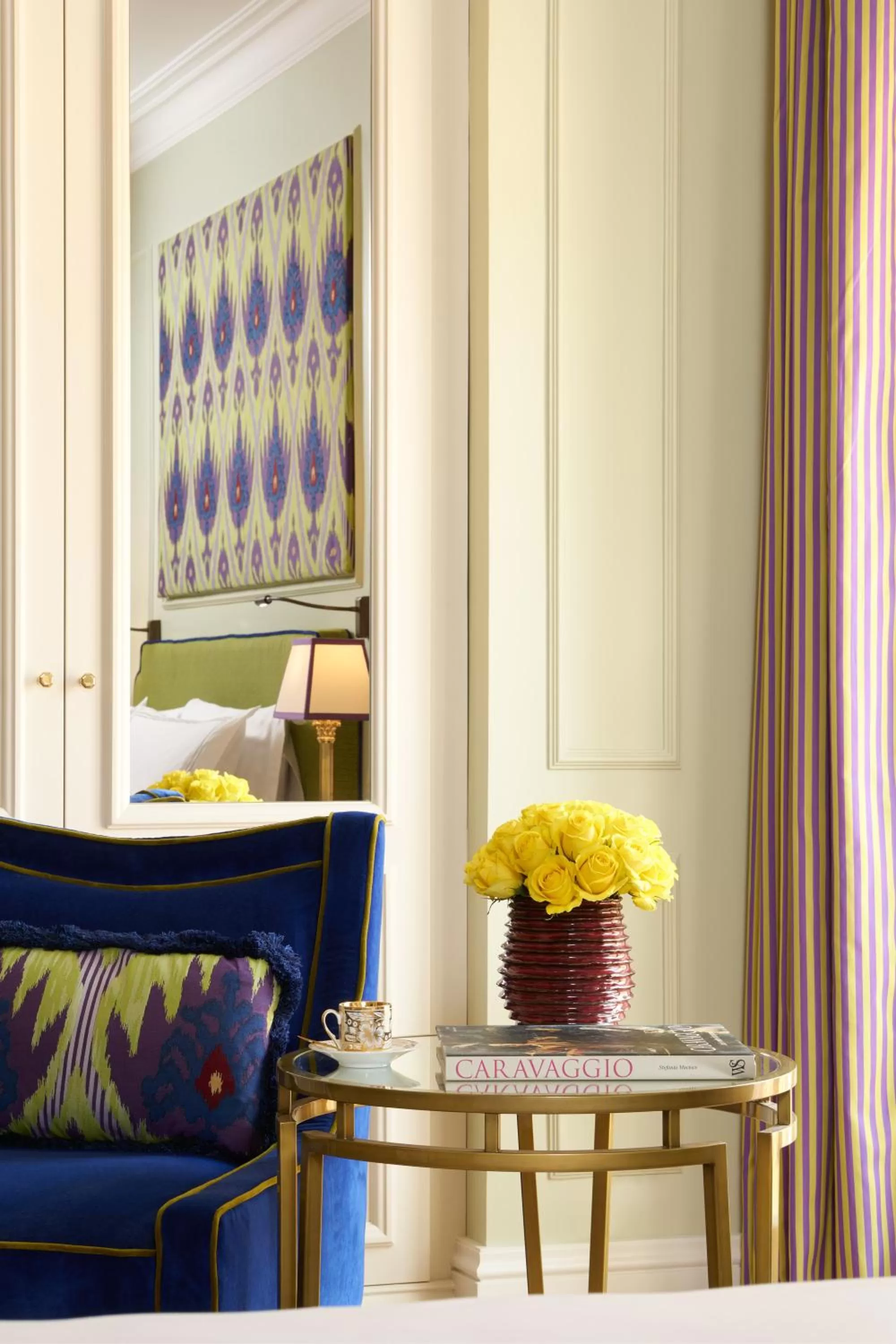 View (from property/room), Bed in Palazzo Ripetta