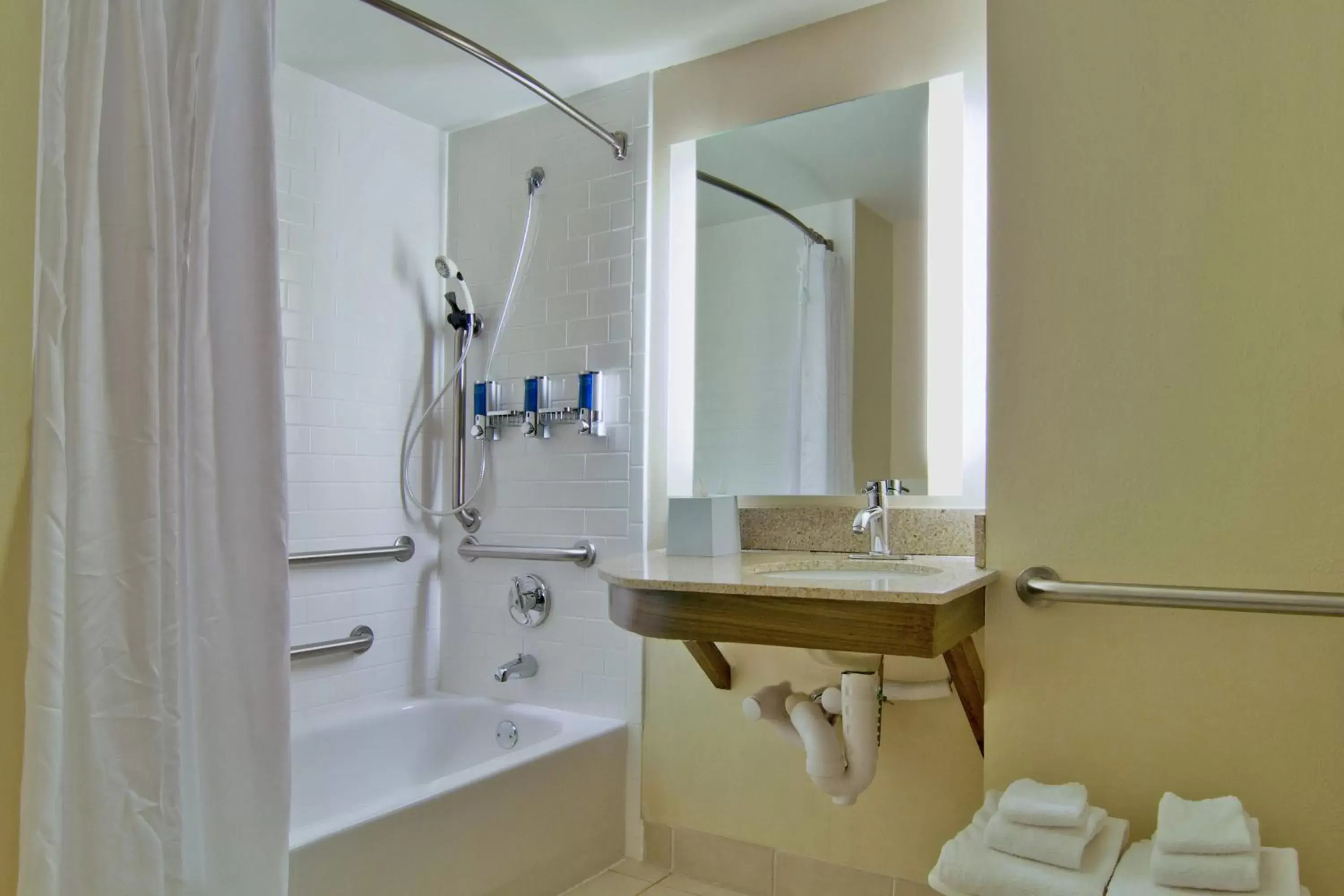 Bathroom in Four Points by Sheraton Nashville Airport