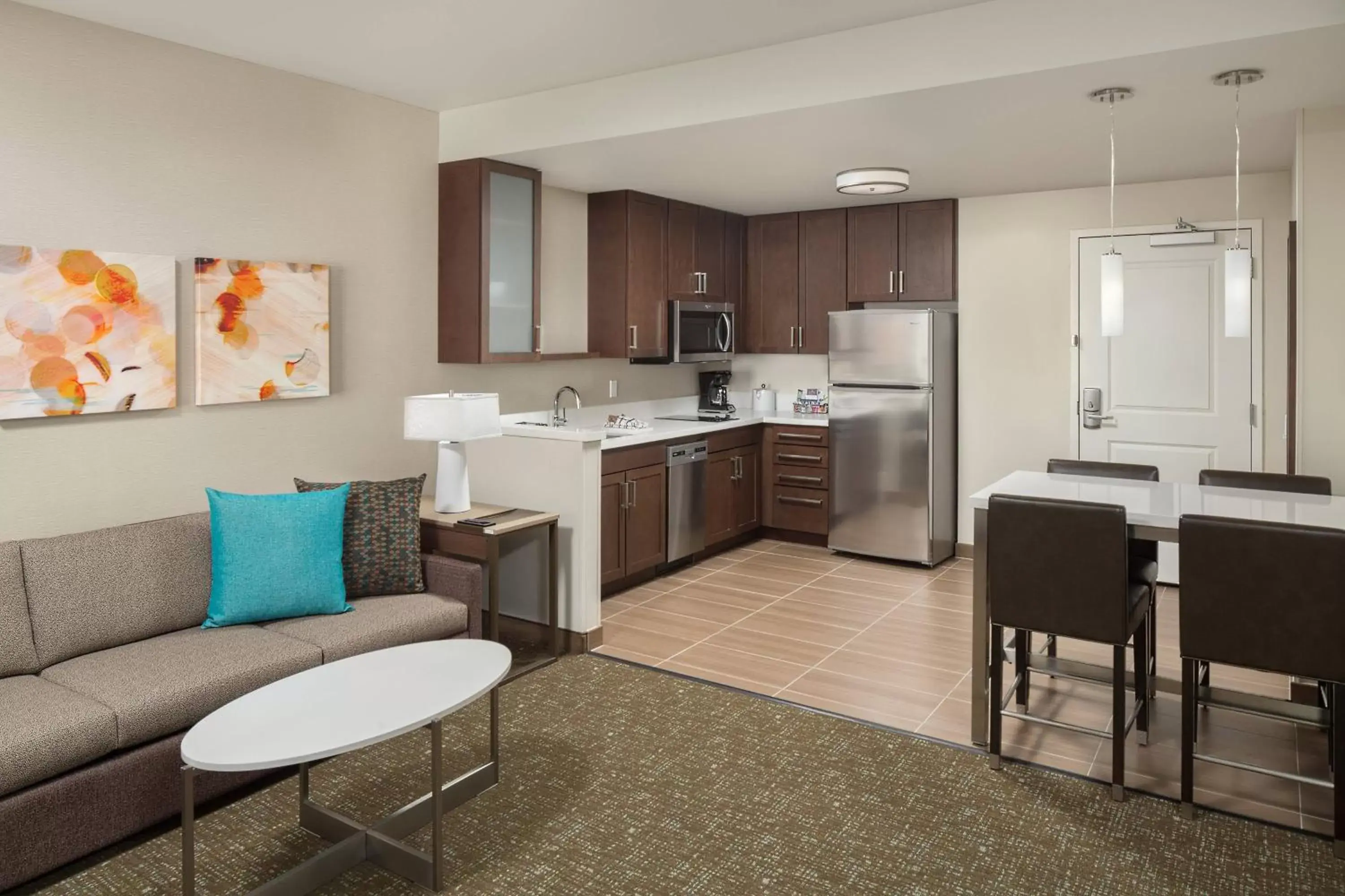 Photo of the whole room, Kitchen/Kitchenette in Residence Inn by Marriott Ontario Rancho Cucamonga