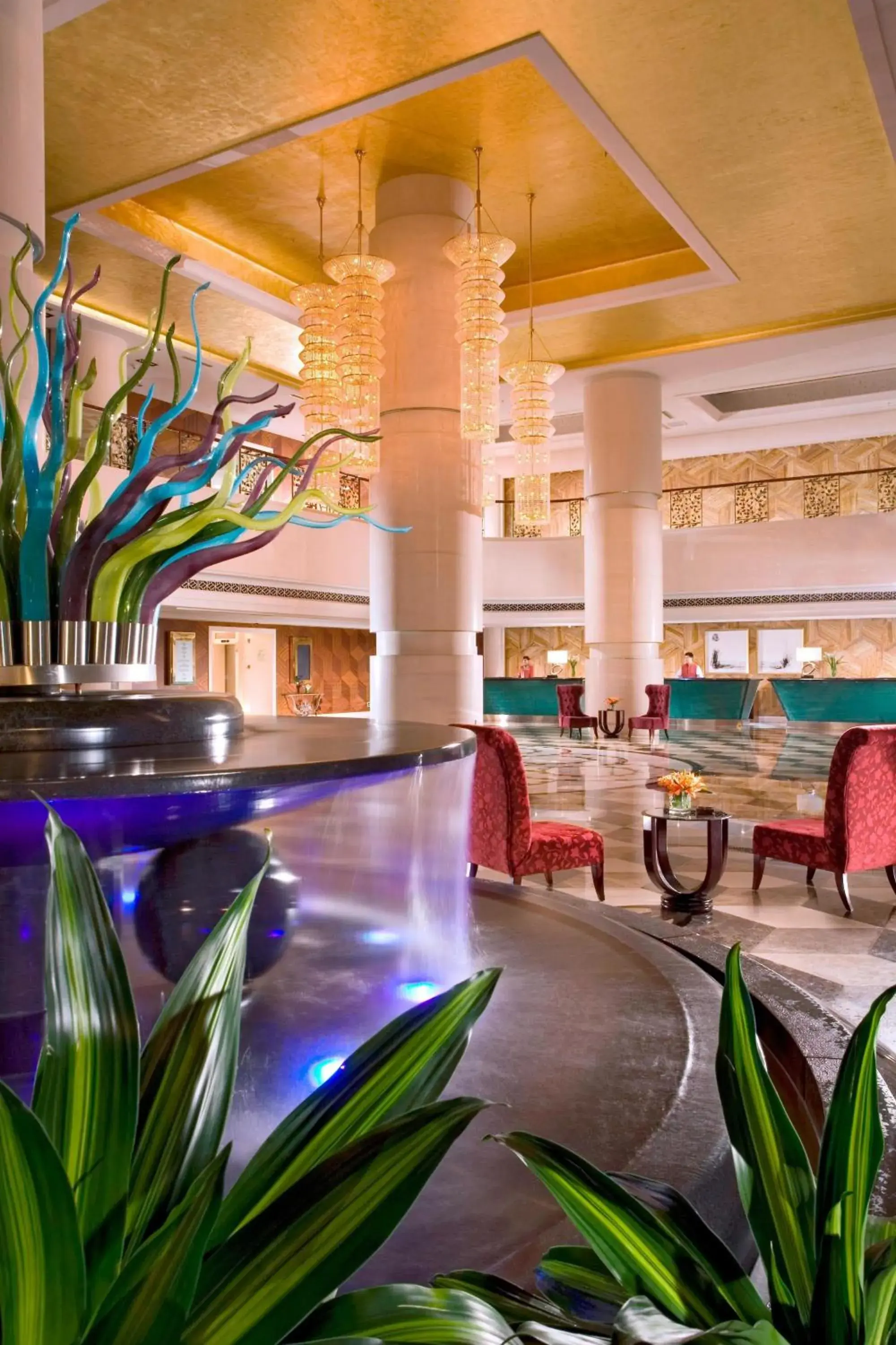 Lobby or reception, Lounge/Bar in Sheraton Guiyang Hotel