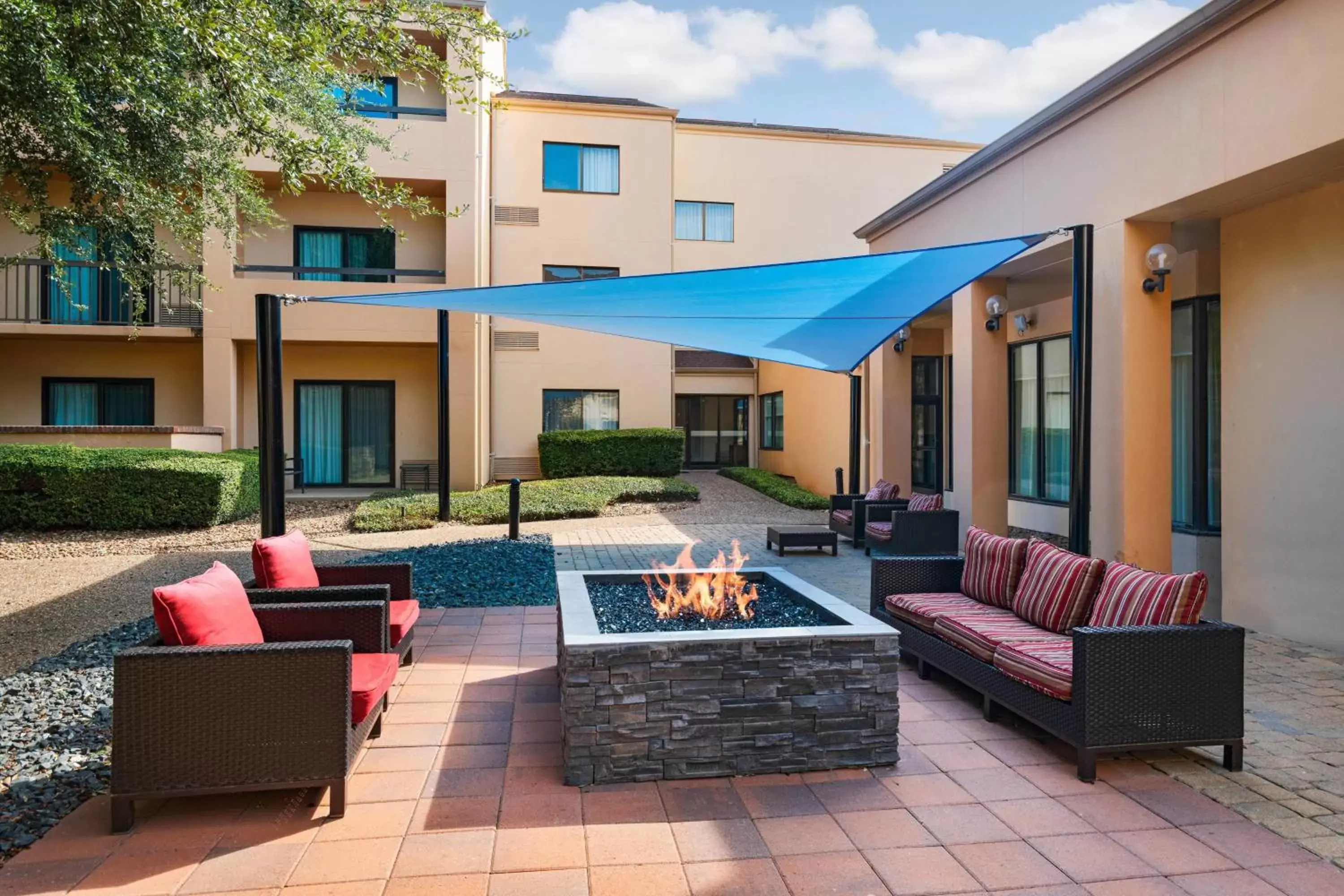 Other, Swimming Pool in Courtyard by Marriott San Antonio Medical Center