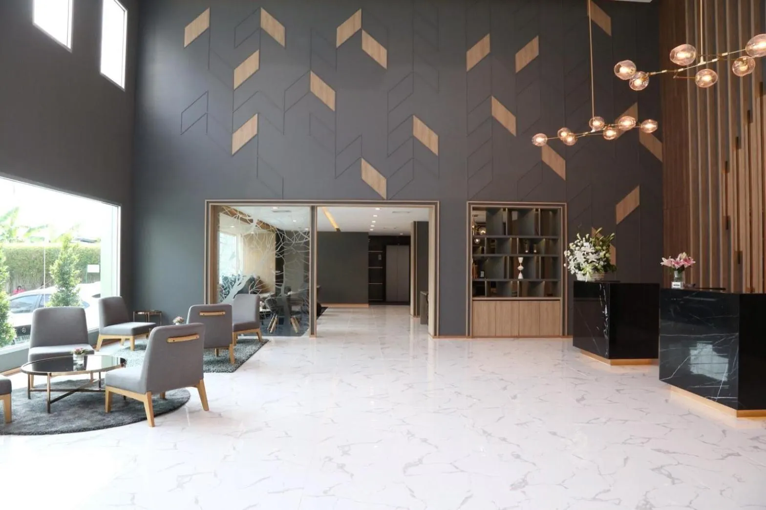 Seating area in Miracle Suvarnabhumi Airport