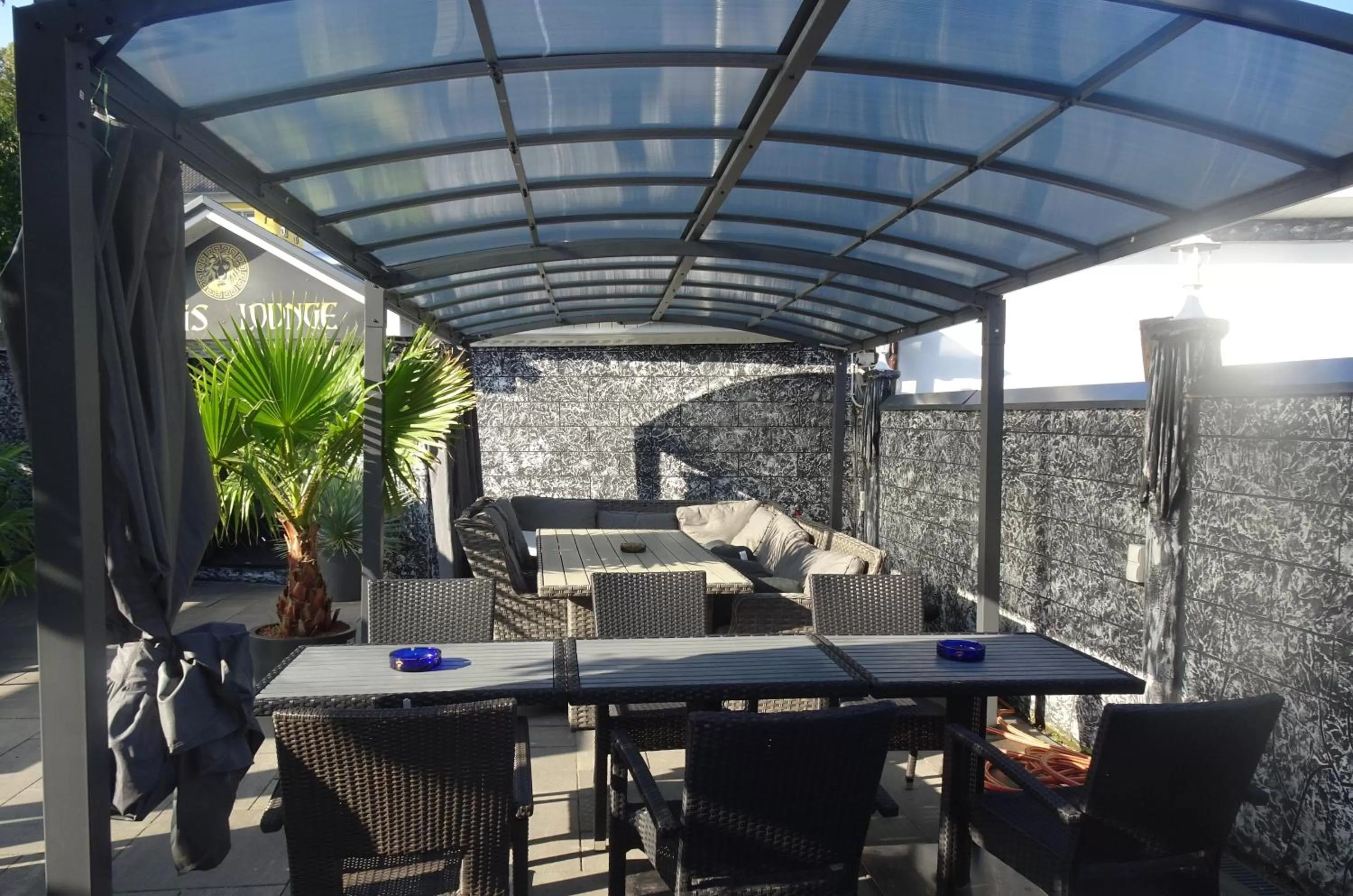 Patio in Hotel Deutscher Hof