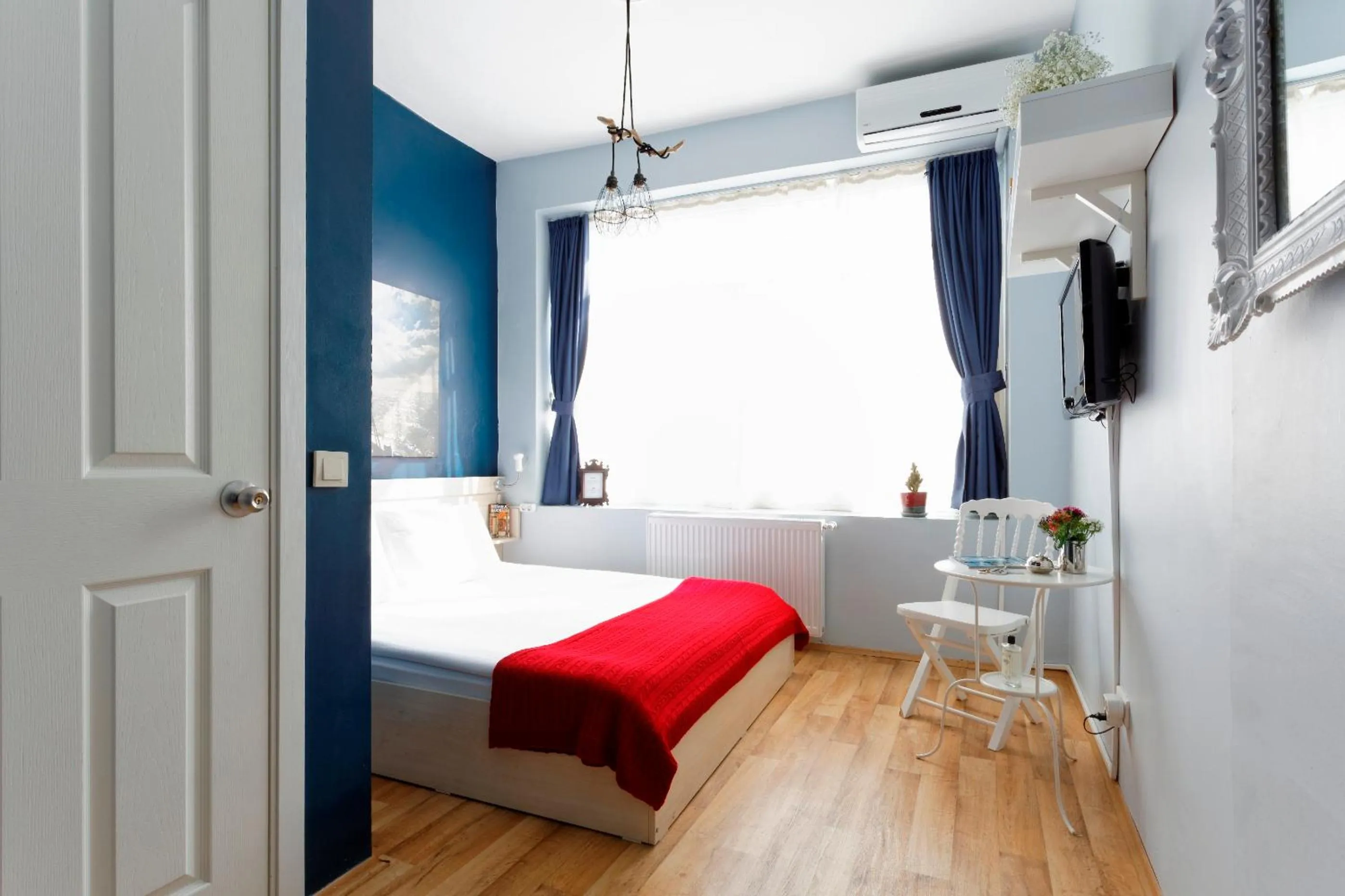 Double Room in Cheers Porthouse