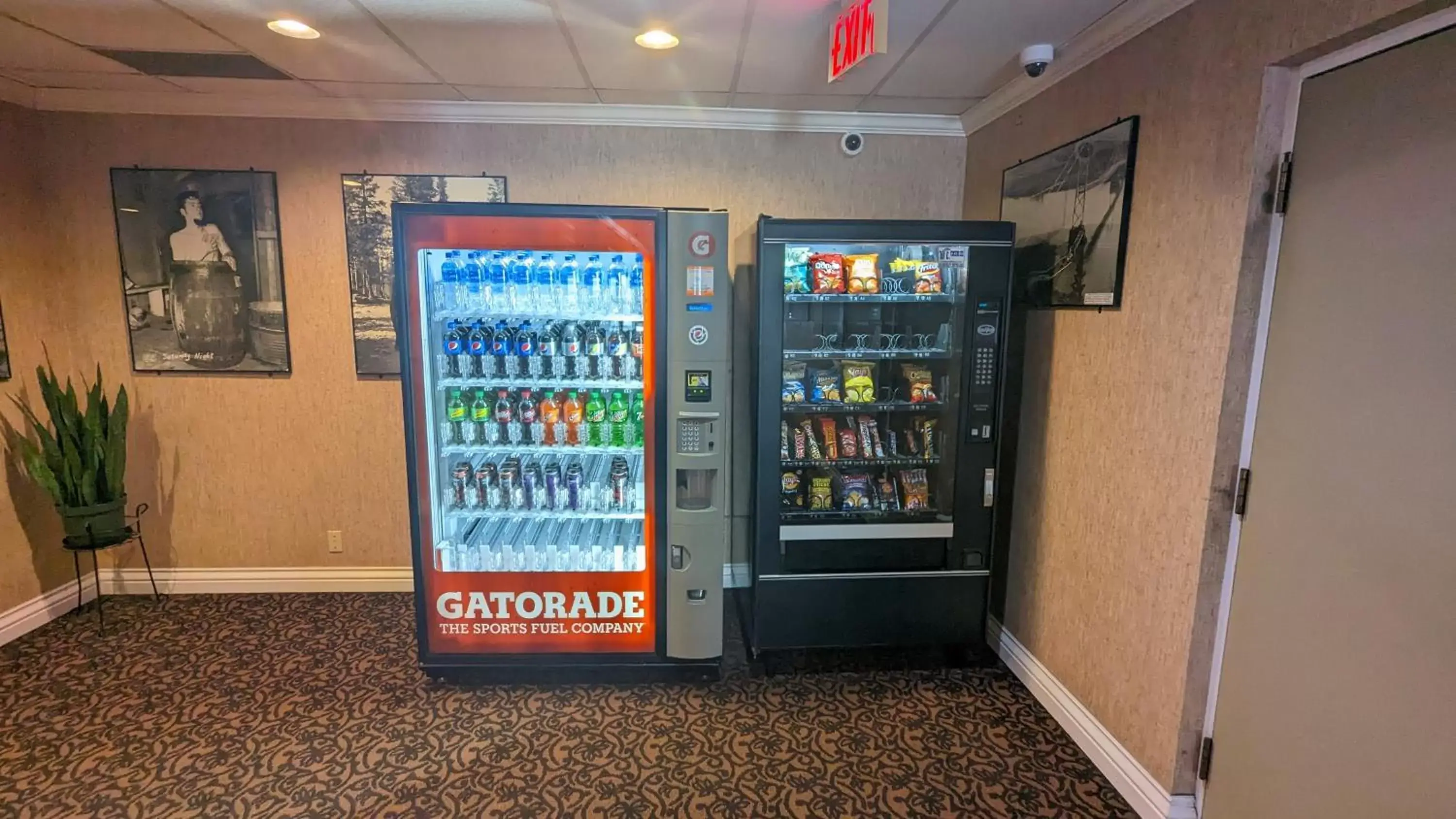 vending machine, Supermarket/Shops in The George Dawson Inn & Conference Centre