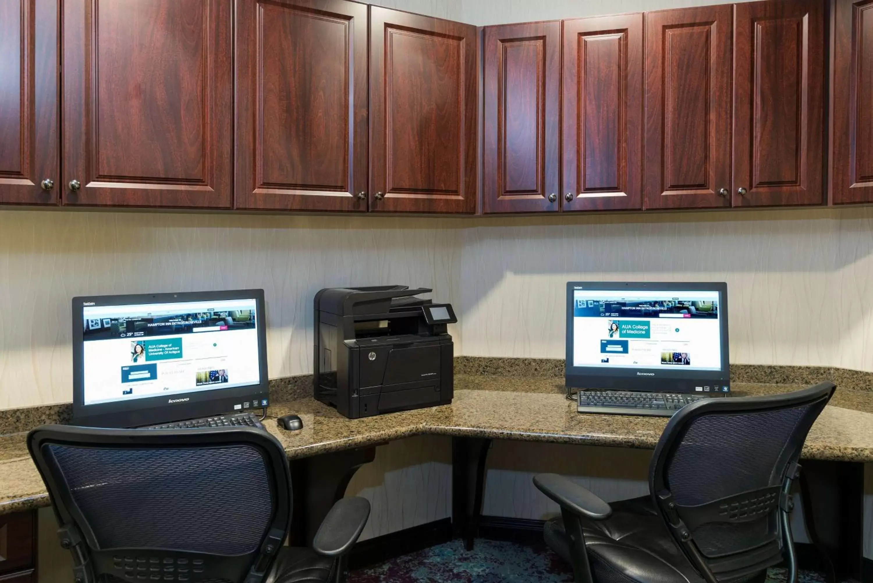 Business facilities, Business Area/Conference Room in Hampton Inn Detroit Roseville