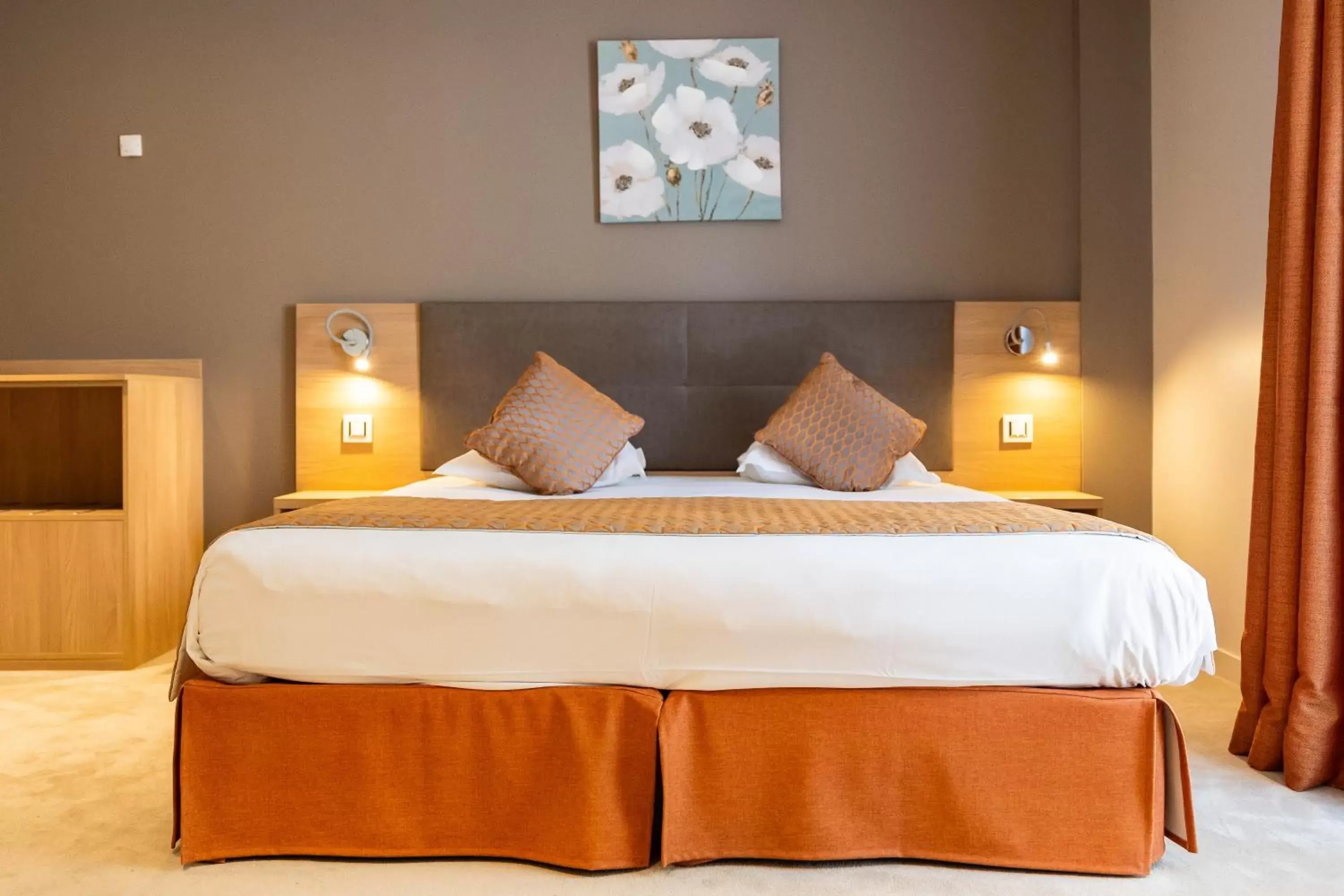 Bed in Hôtel Le Bastia