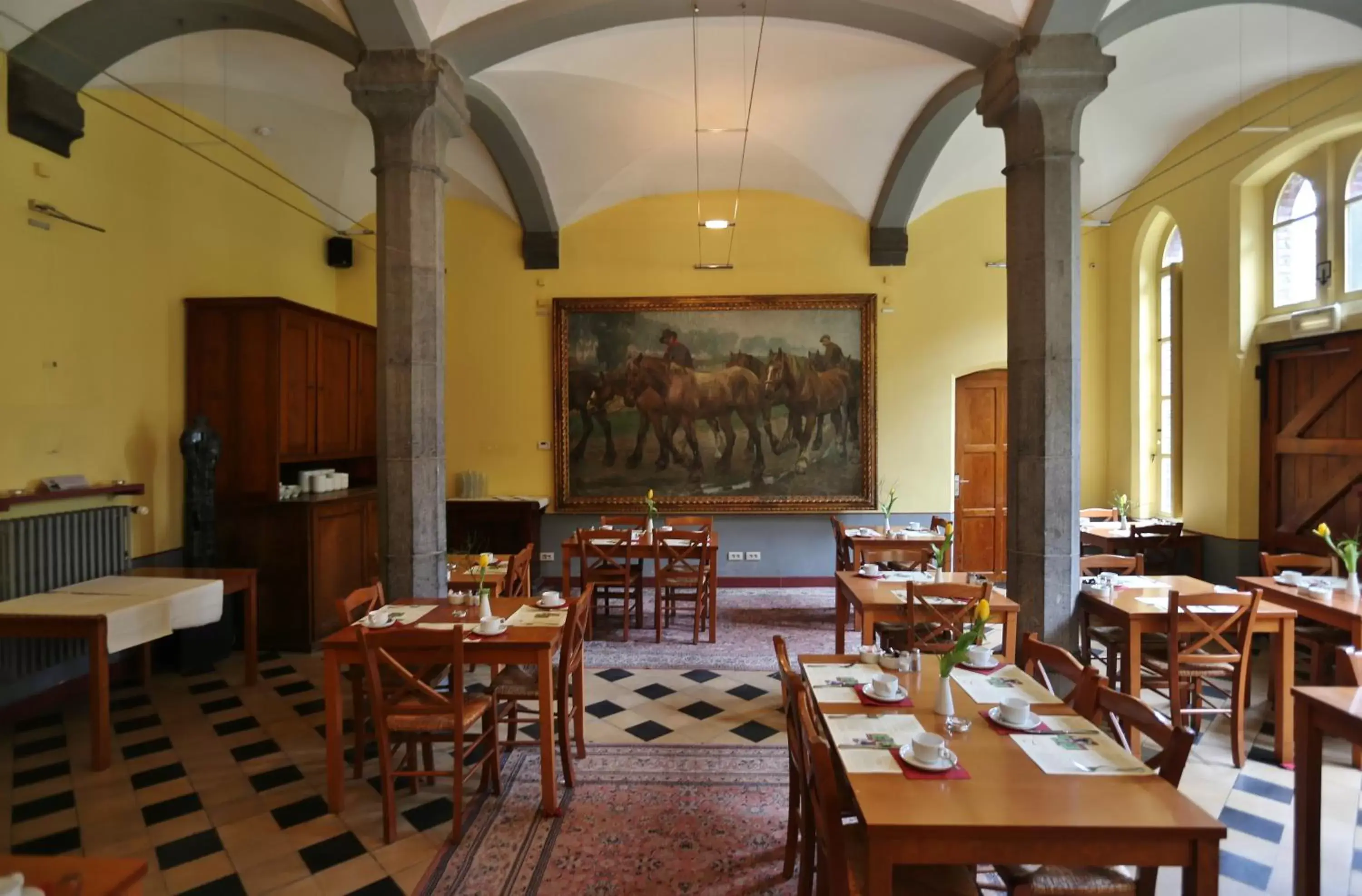 Property building, Restaurant/Places to Eat in Hotel Monasterium PoortAckere