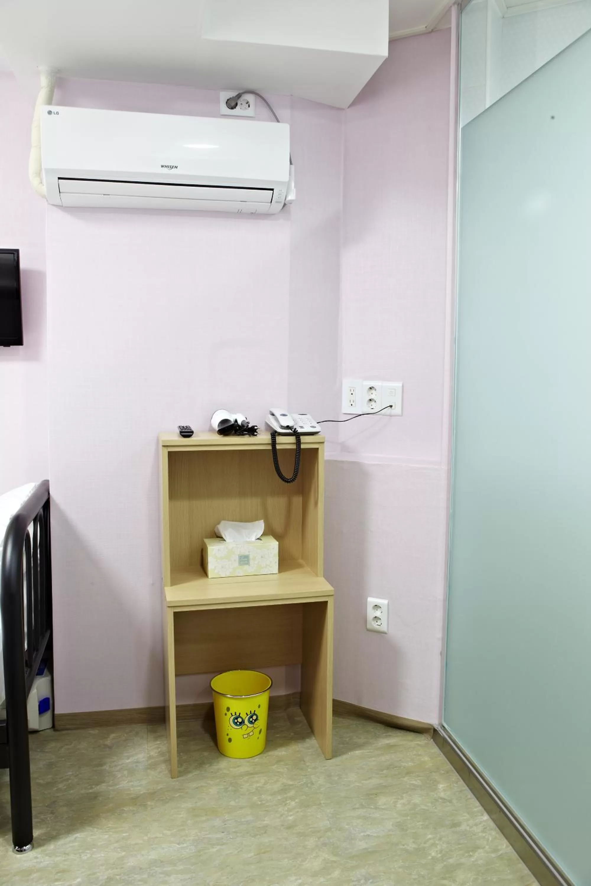 Bedroom in Rainbow Hotel Myeongdong