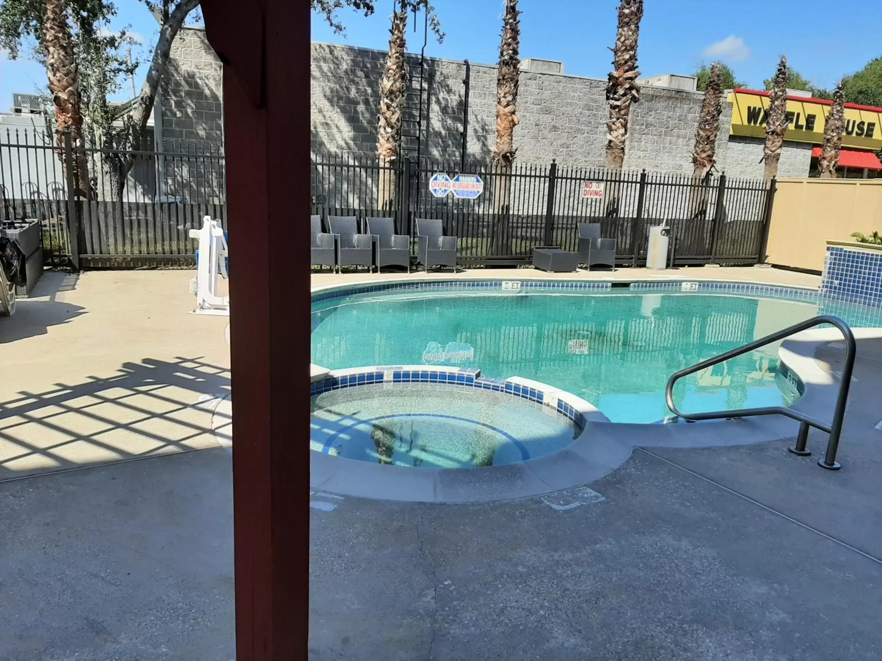 Swimming Pool in Wingate by Wyndham Humble/Houston Intercontinental Airport
