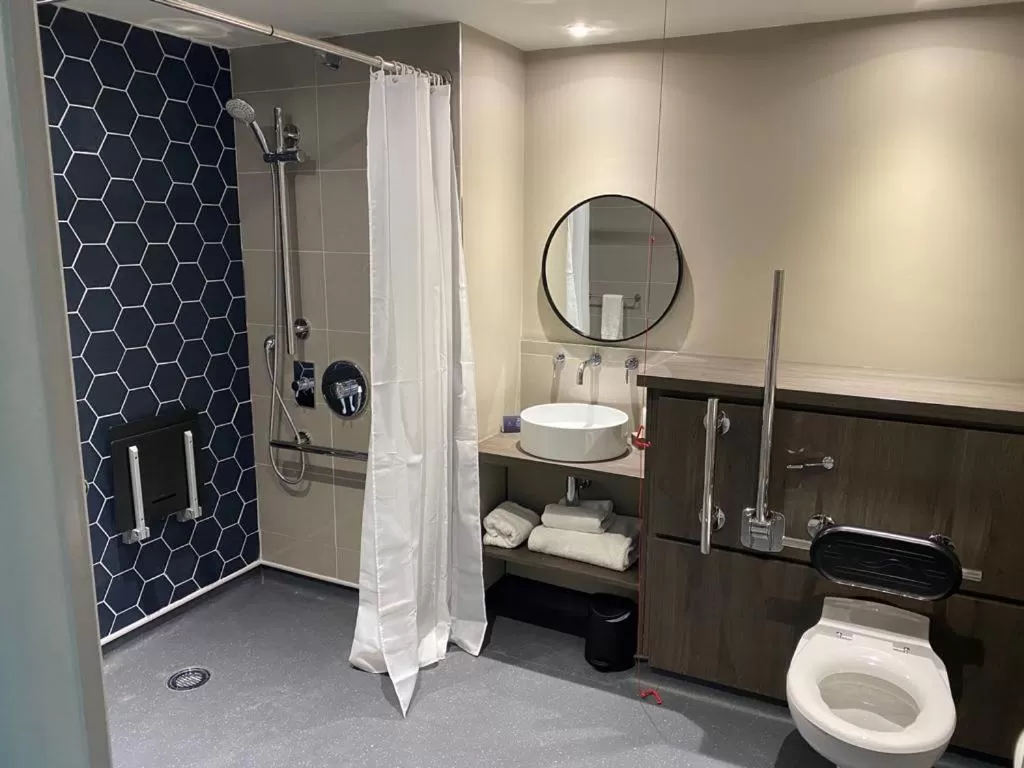 Accessible Double Garden Room in Wildes Inns