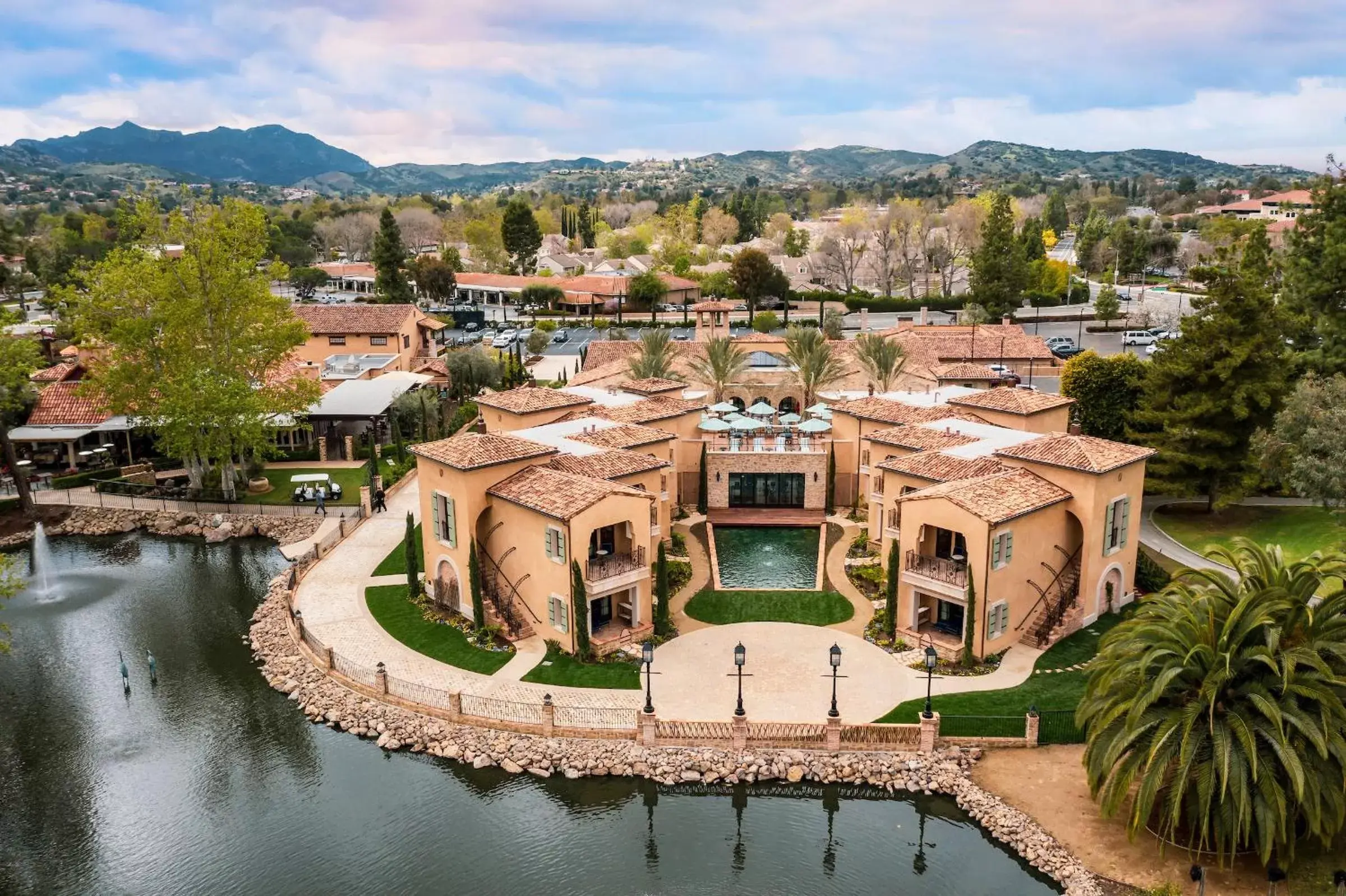 Spa and wellness centre/facilities, Bird's-eye View in Westlake Village Inn