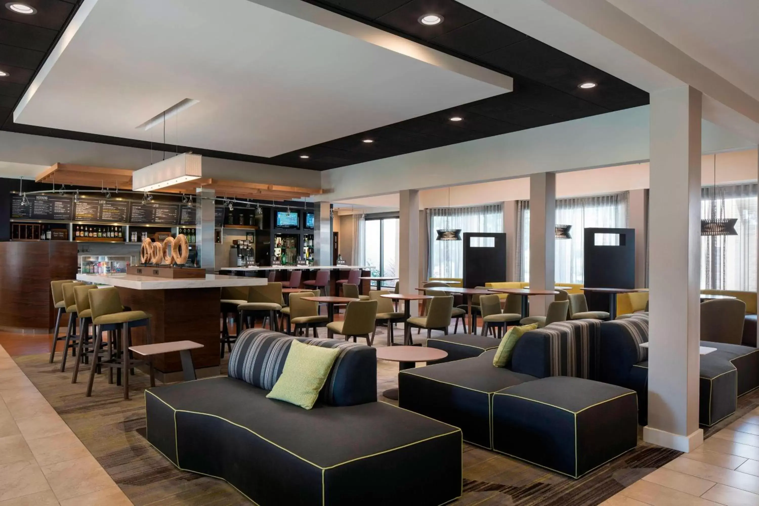 Lobby or reception, Lounge/Bar in Courtyard San Jose Cupertino
