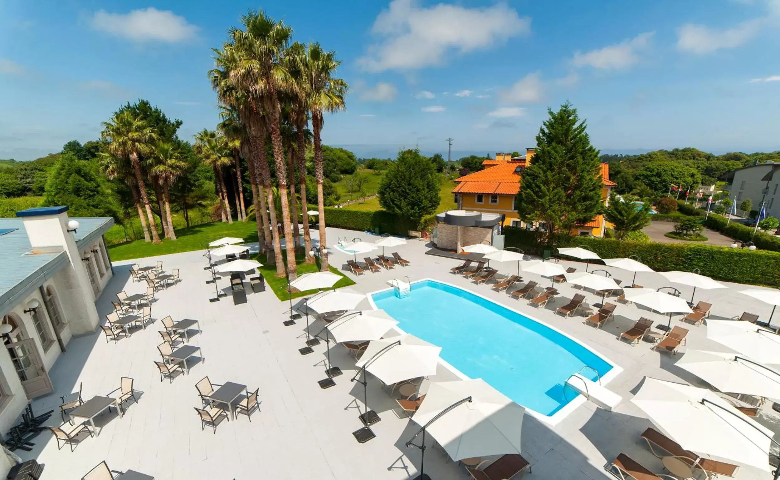 Bird's eye view, Pool View in Hotel La Palma de Llanes