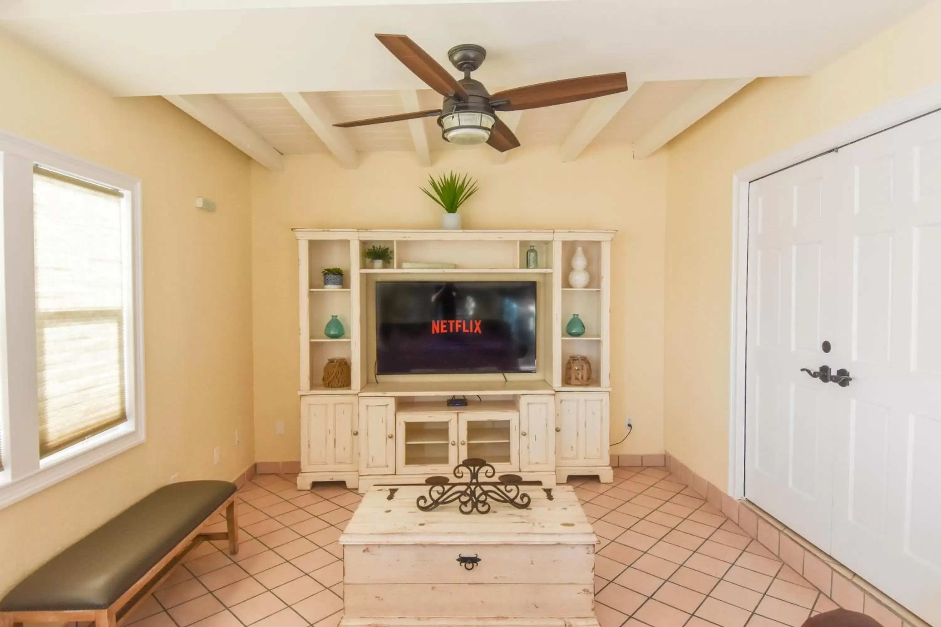 Living room, TV/Entertainment Center in Quinta Pacifica Beachfront Villas