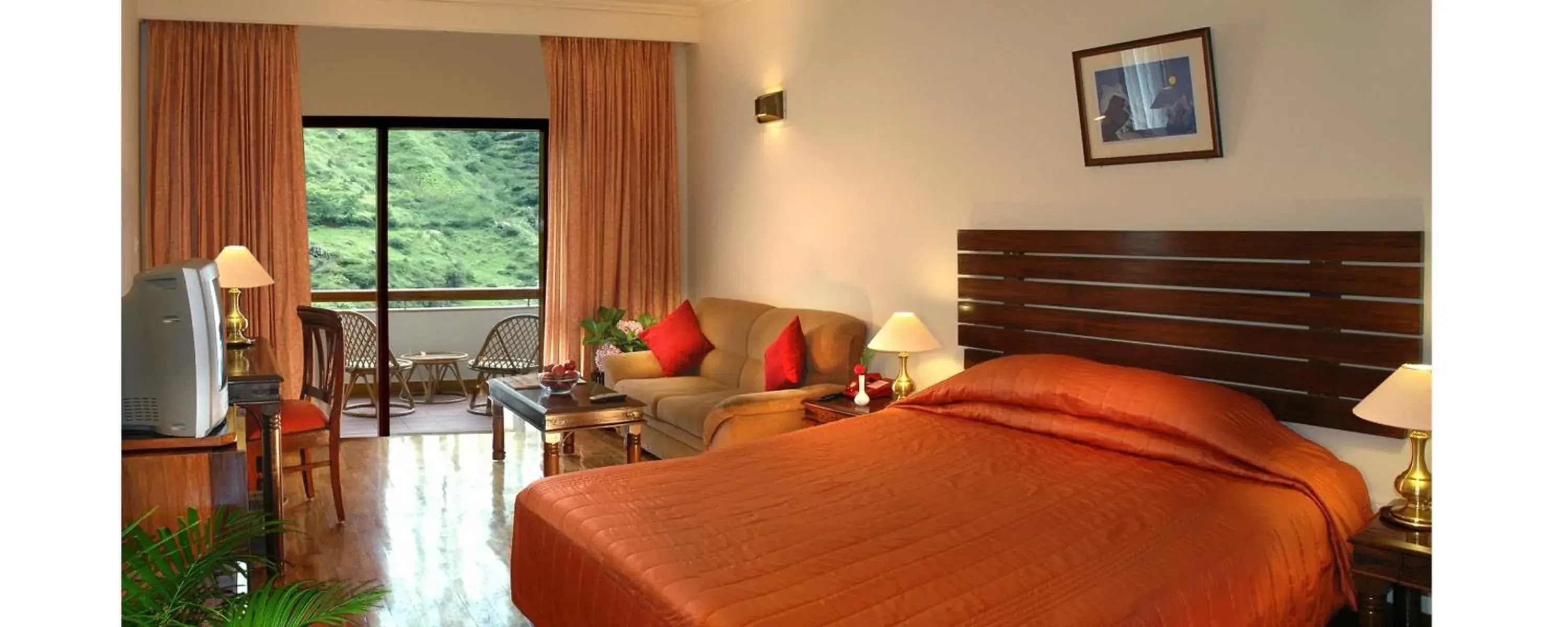 Bed in Solang Valley Resort