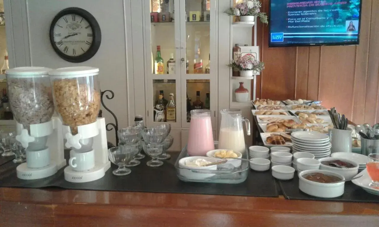 Breakfast in Hotel Rayentray Trelew