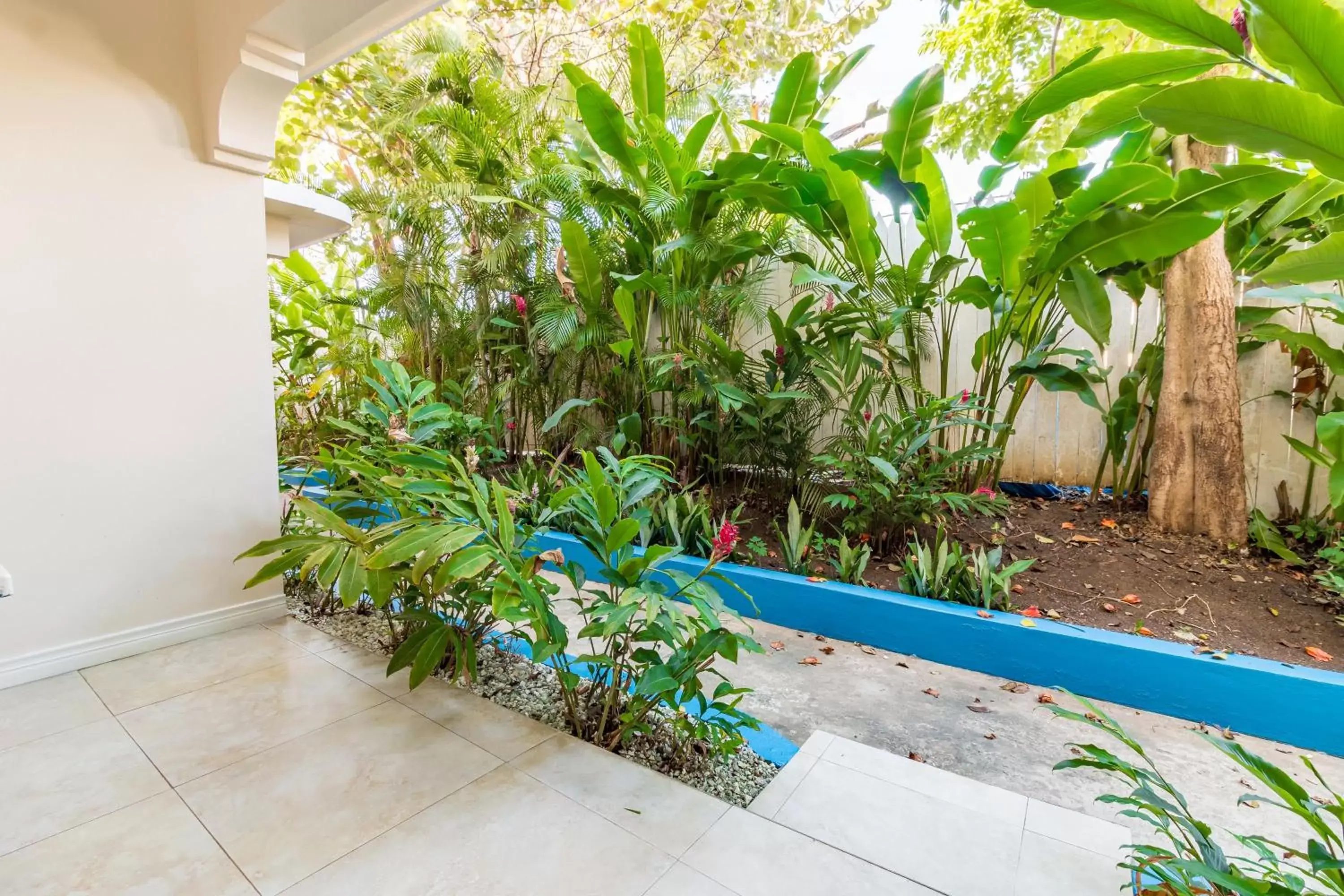 Balcony/Terrace in Travellers Beach Resort