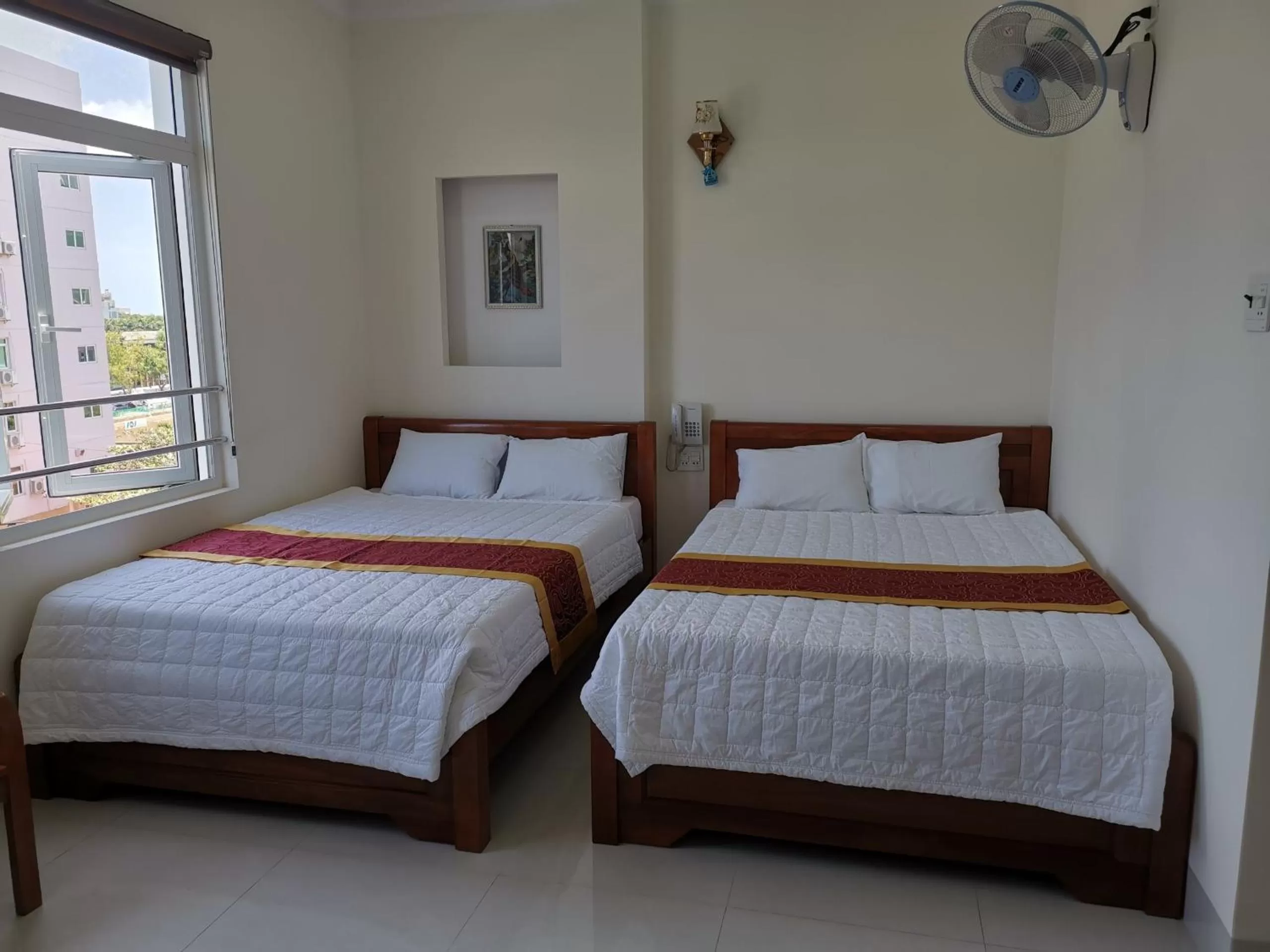 Bedroom, Bed in An Ngân Phú Hotel