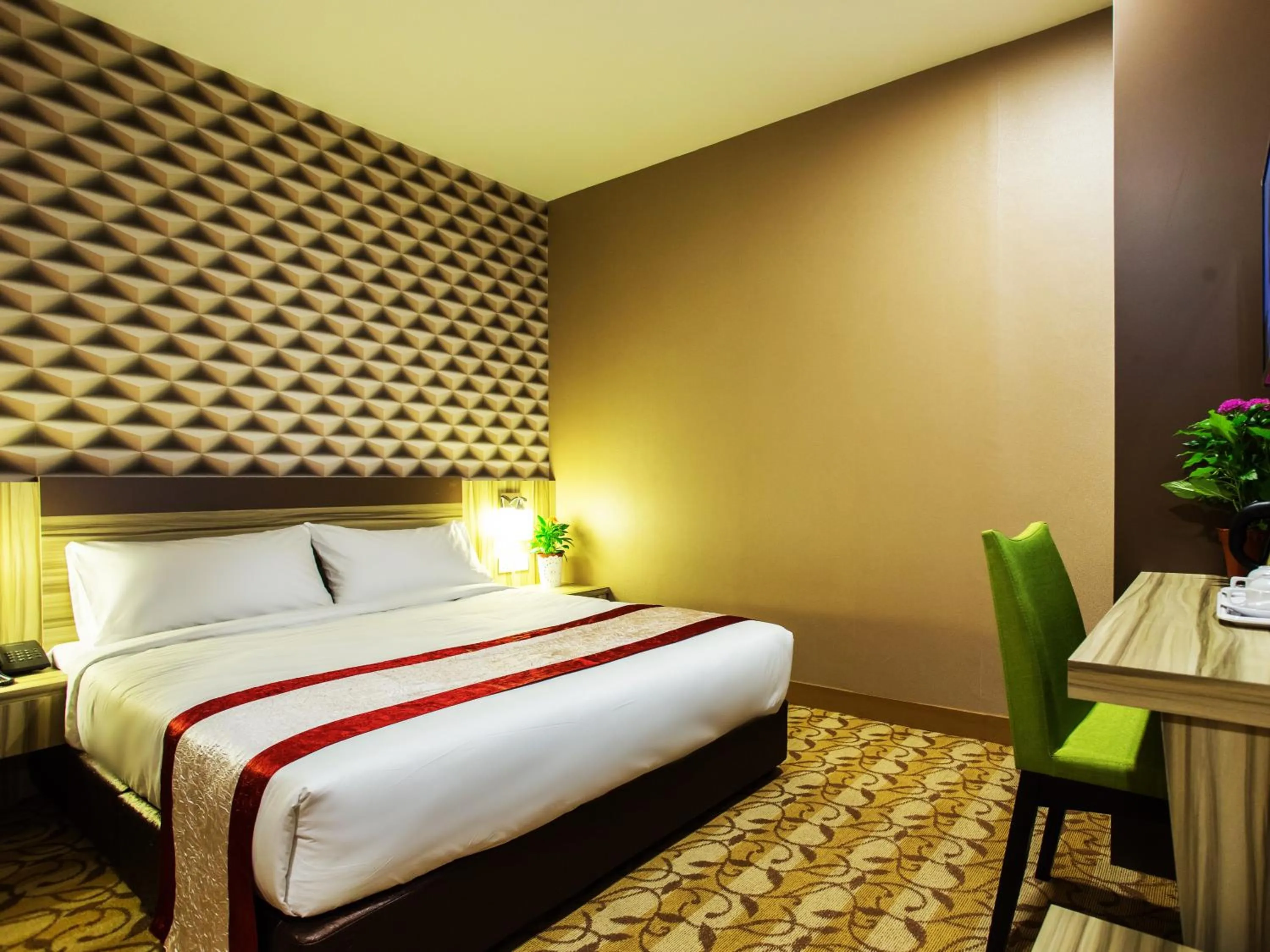 Bedroom, Bed in LS Hotel