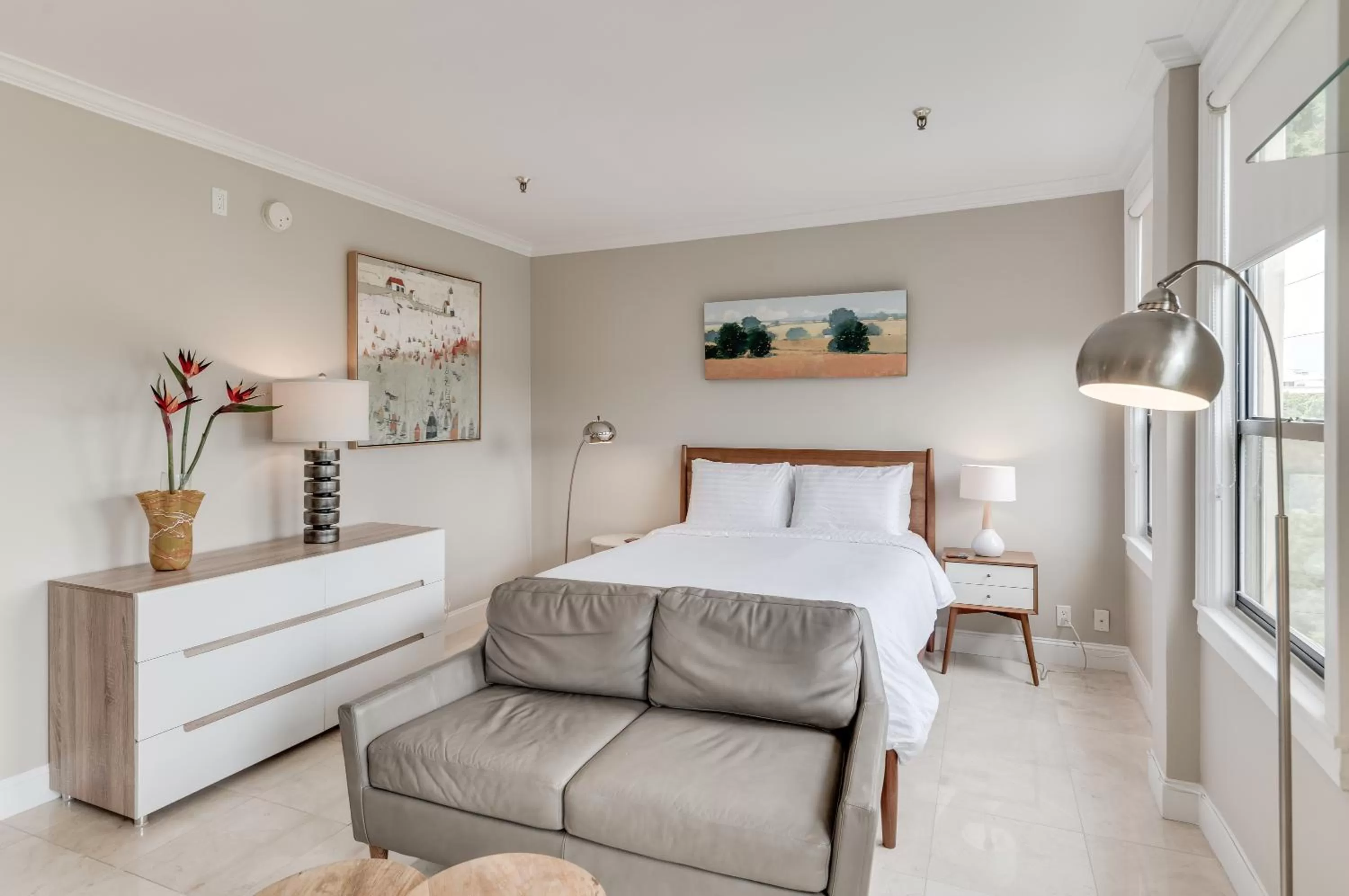 Bed in Tropicals of Palm Beach