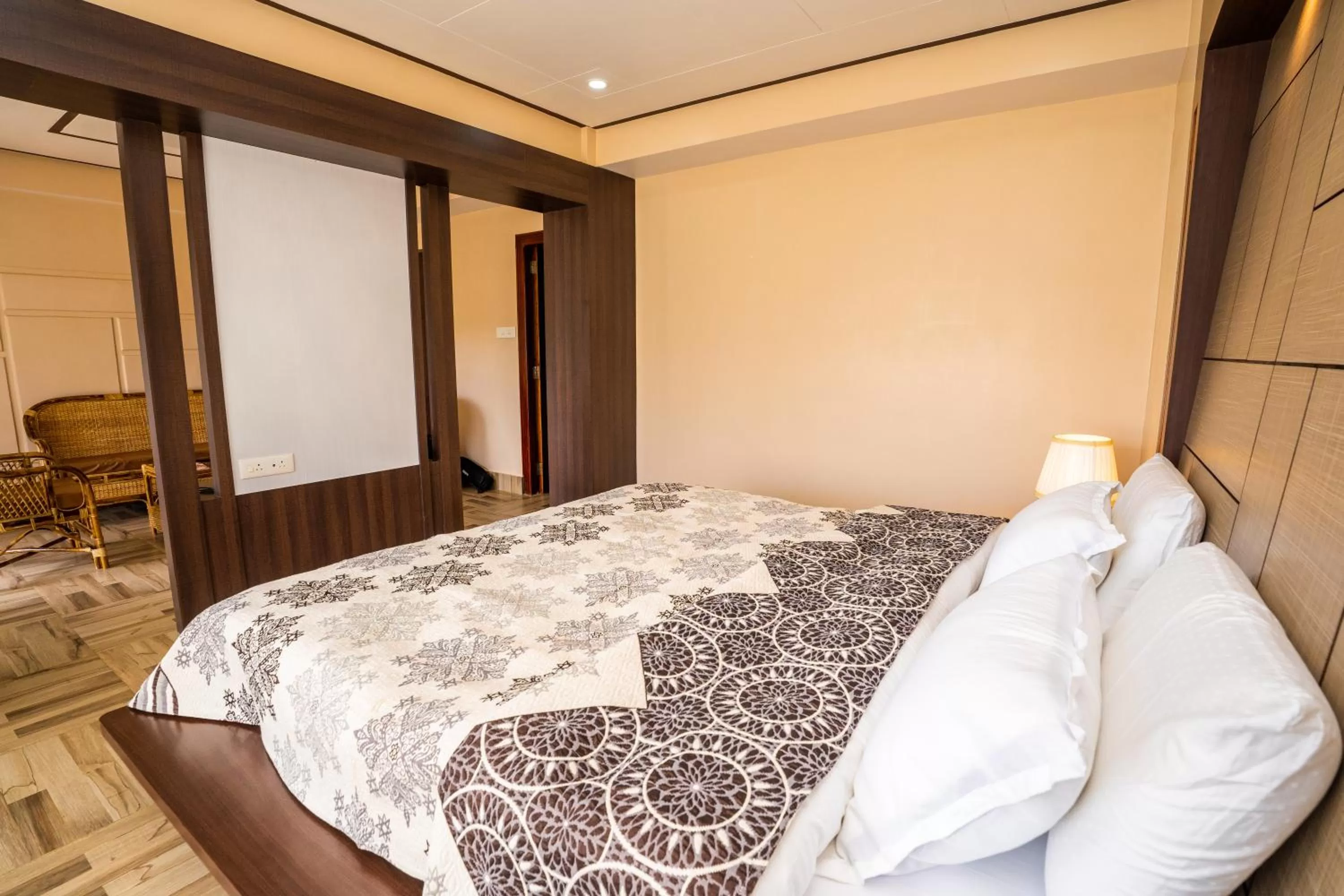 Bedroom, Bed in East Land Bed & Breakfast