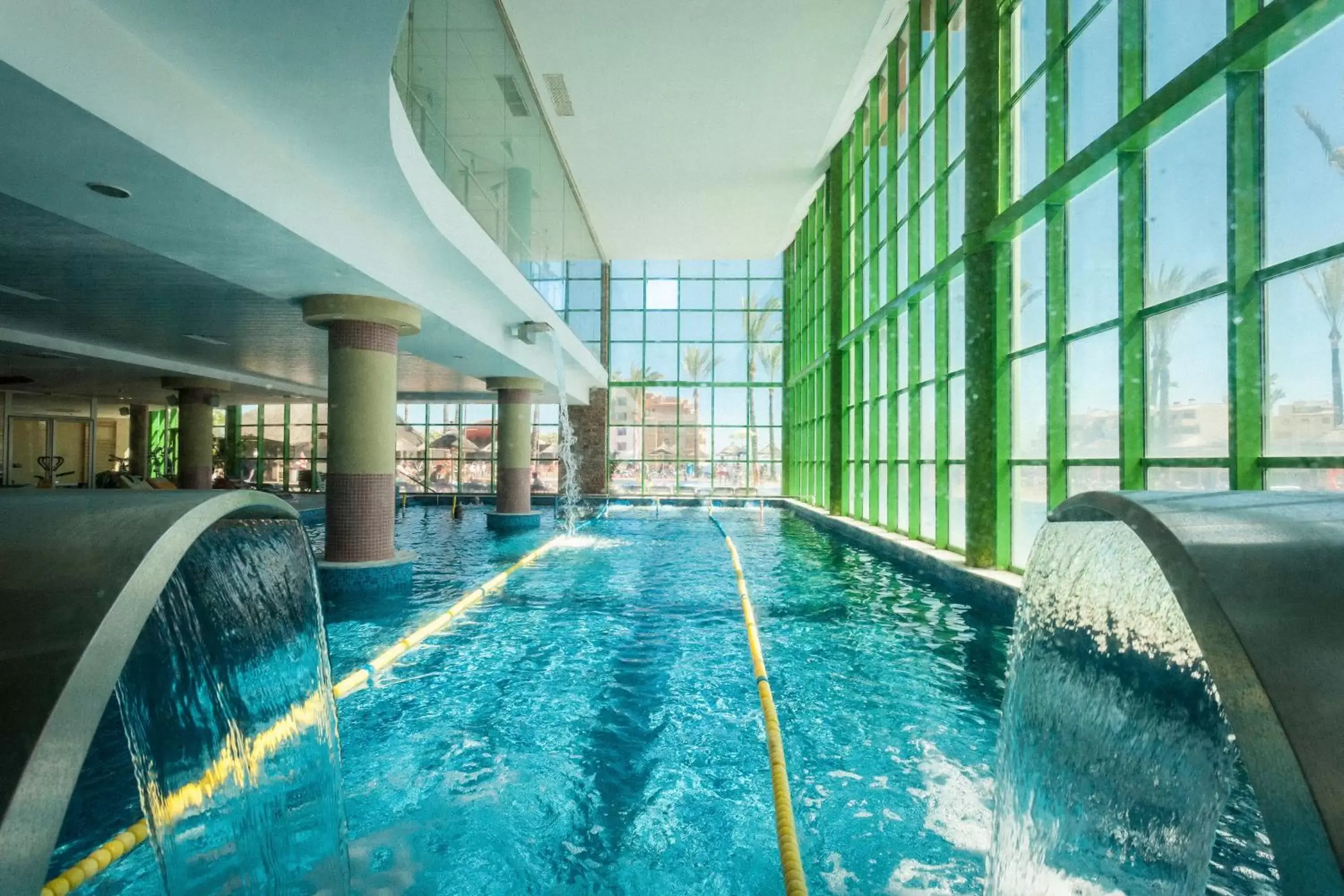 Spa and wellness centre/facilities, Swimming Pool in Holiday World RIWO Hotel.