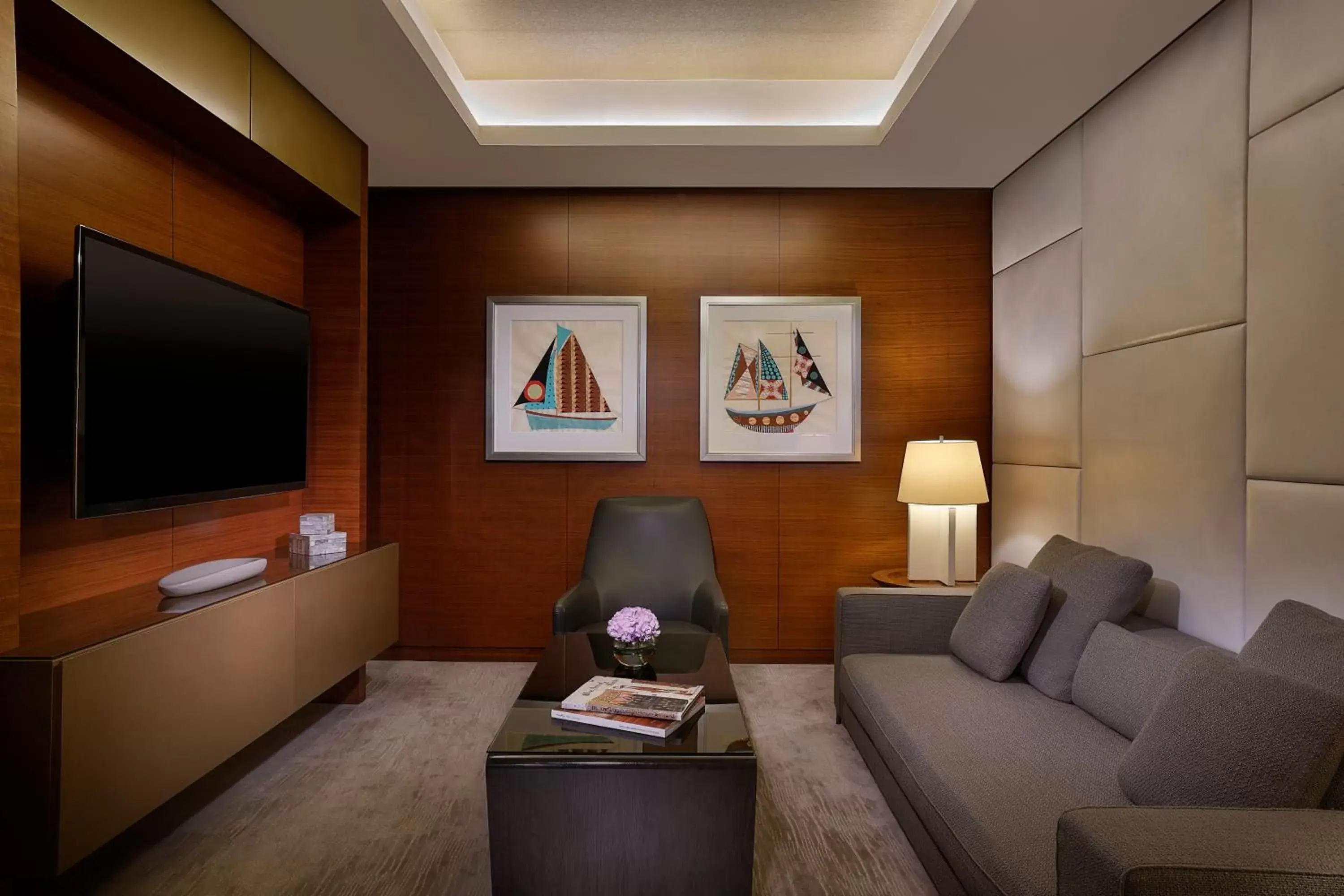 TV and multimedia, Seating Area in Rosewood Abu Dhabi