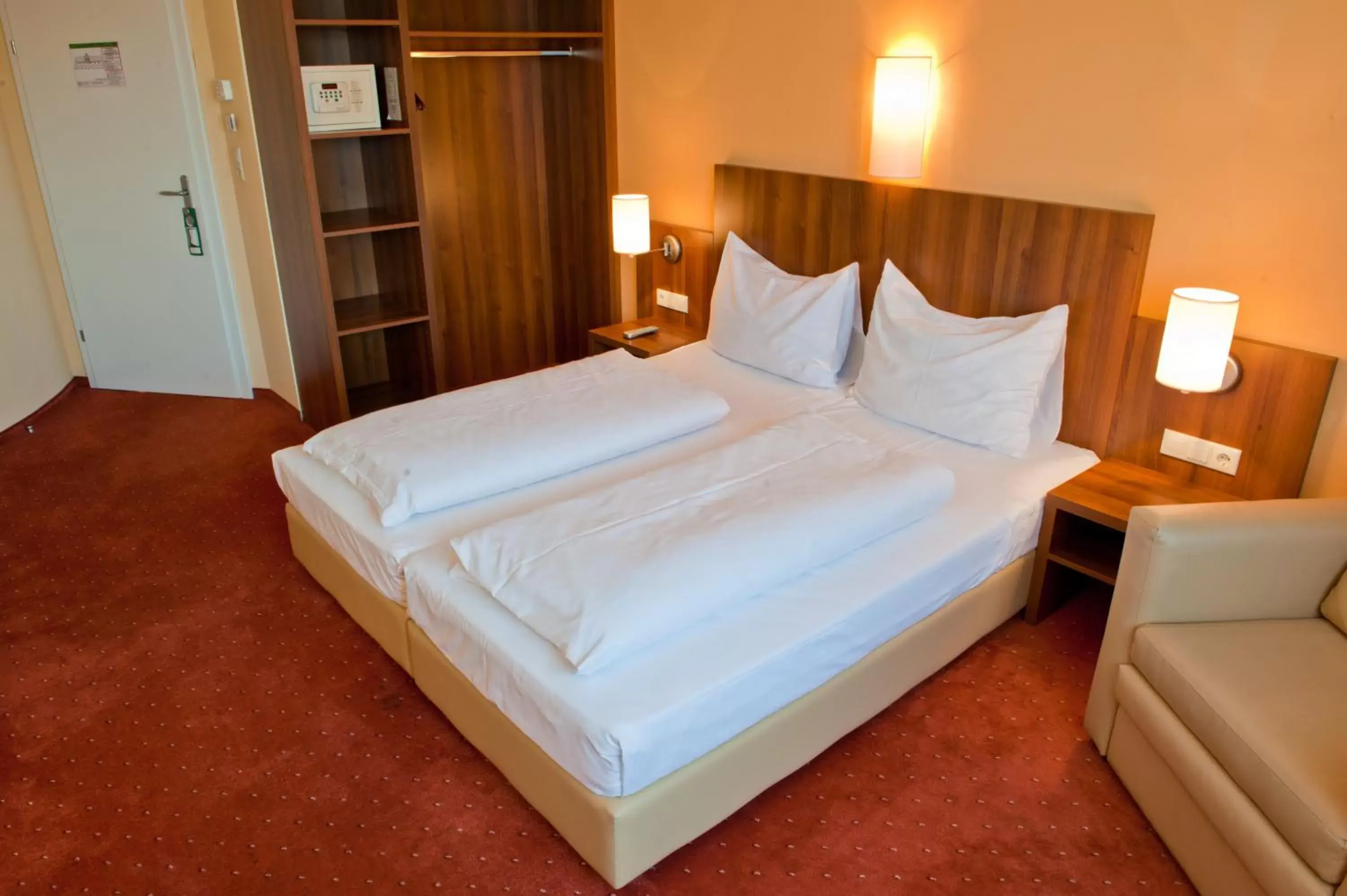 Bed in Hahn Hotel Vienna