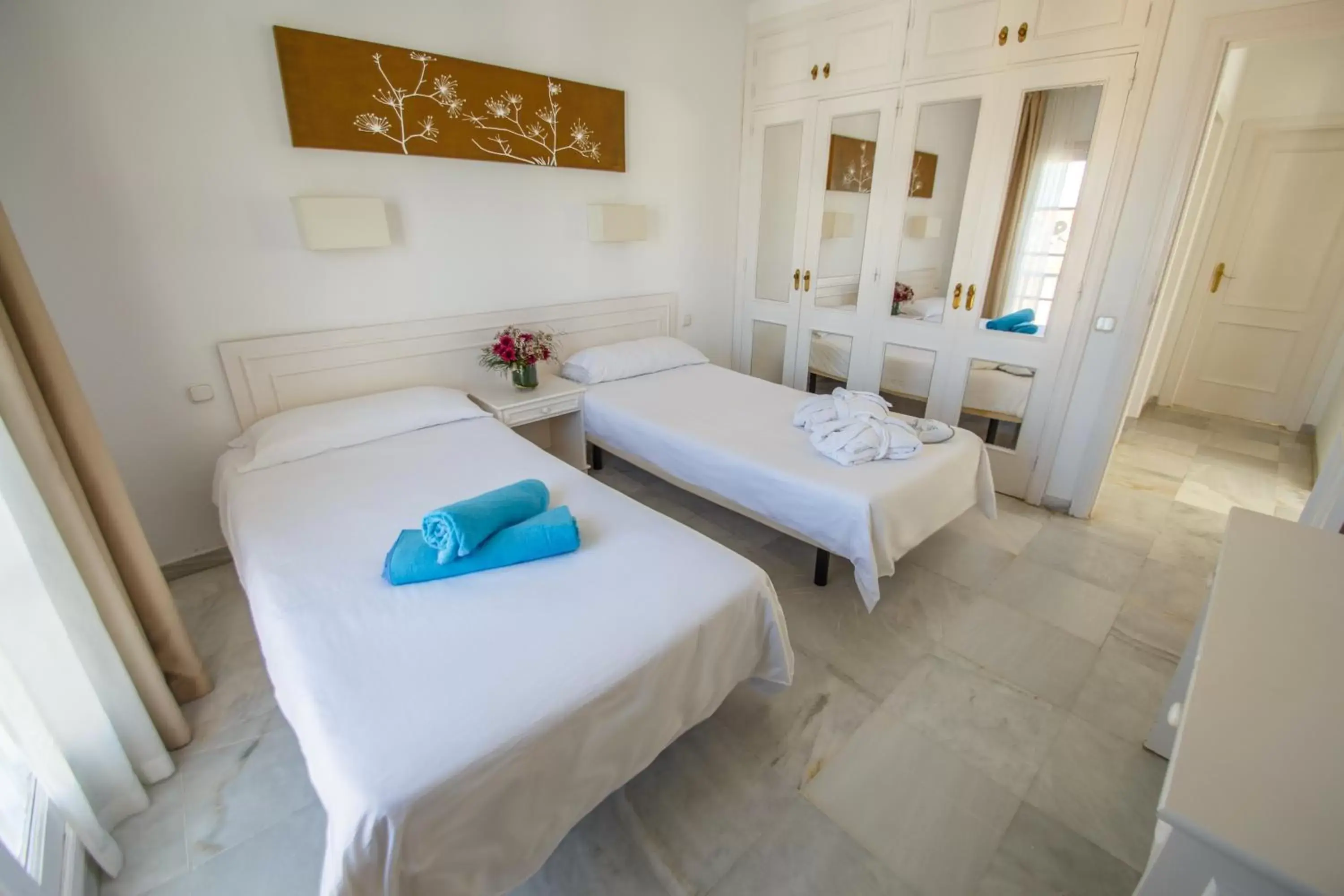 Bedroom, Bed in Lagos de Fañabé Beach Resort