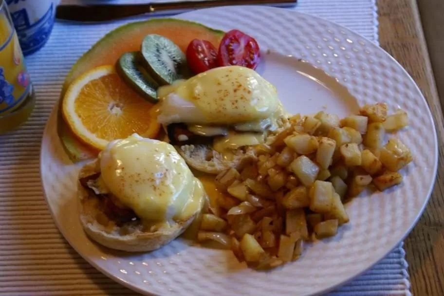 Food in Alpenglow Bed and Breakfast